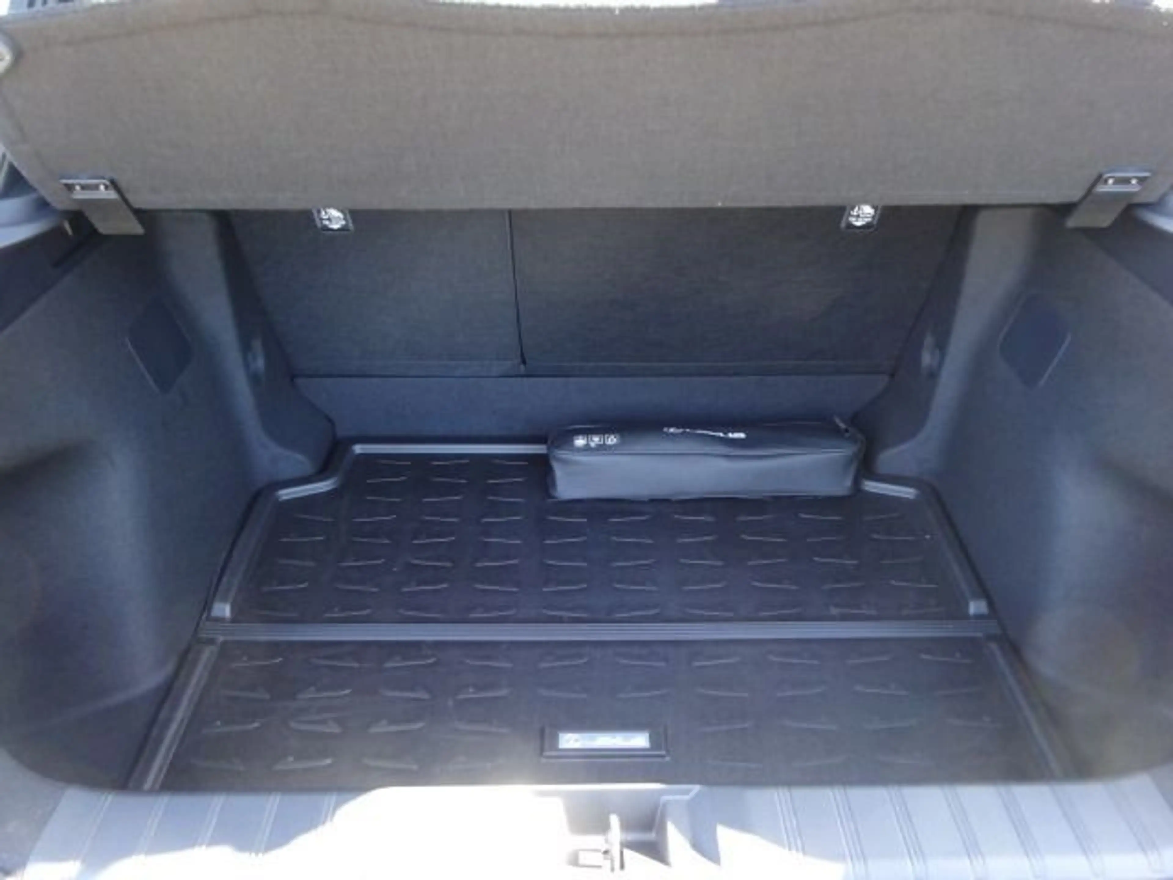 Lexus LBX 1.5 FWD Basis Kamera Navi Klima SHZ — photo 10