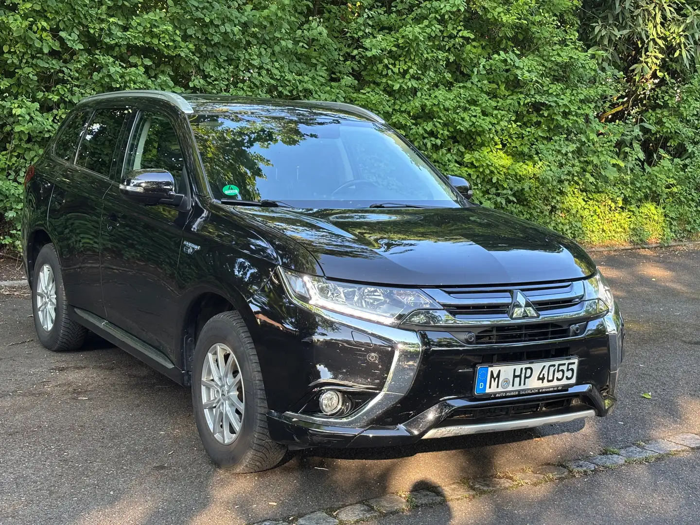 Mitsubishi Outlander Outlander 2.0 4WD Plug-In Hybrid Top Schwarz - 1