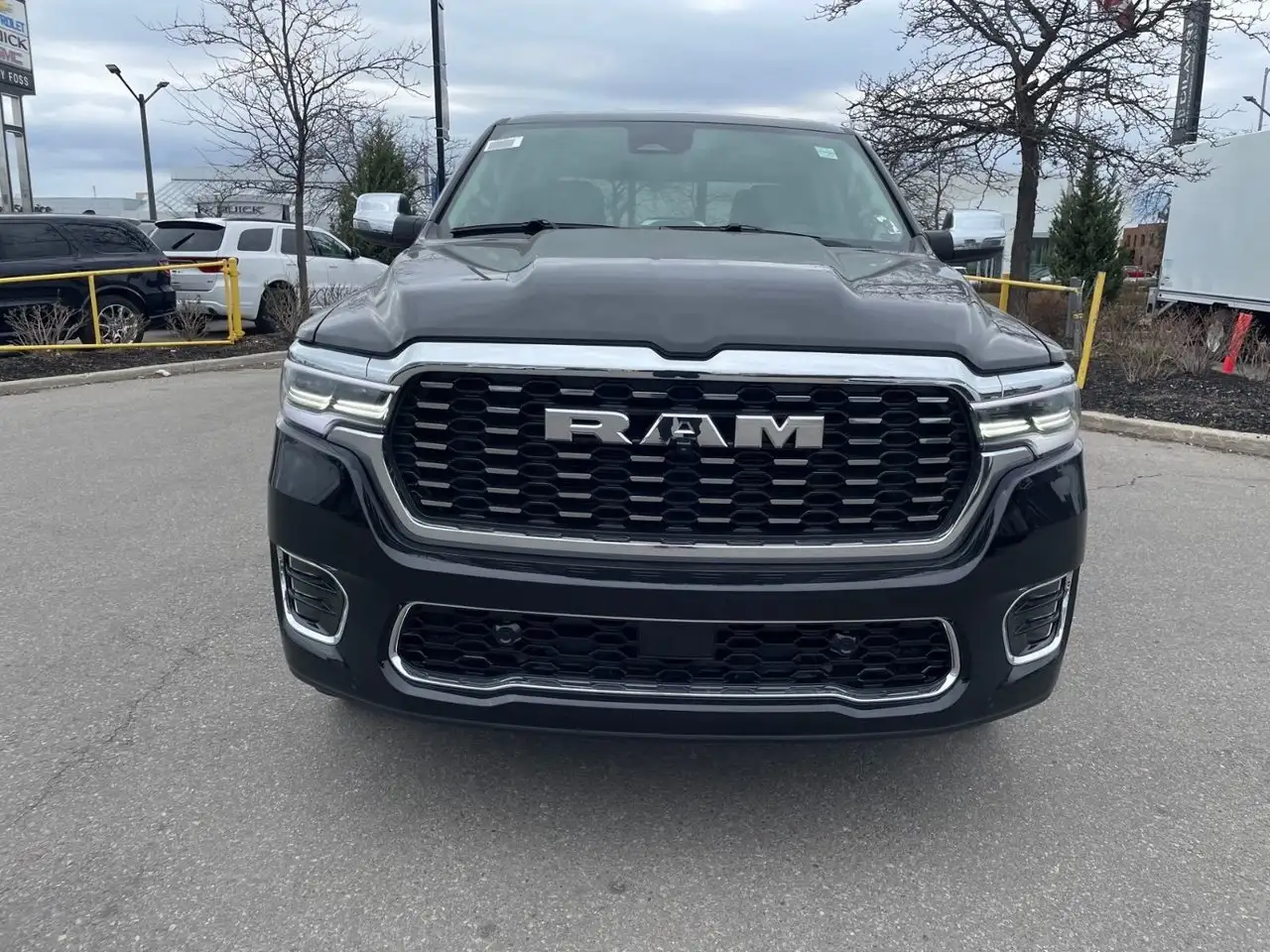 RAM 1500 снимка RAM 1500