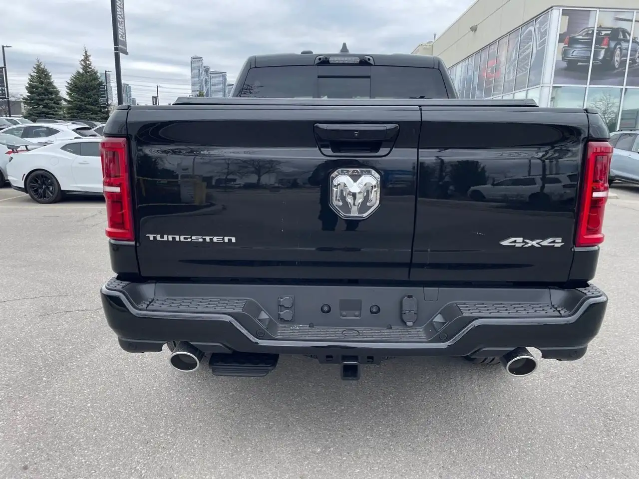 RAM 1500 снимка RAM 1500
