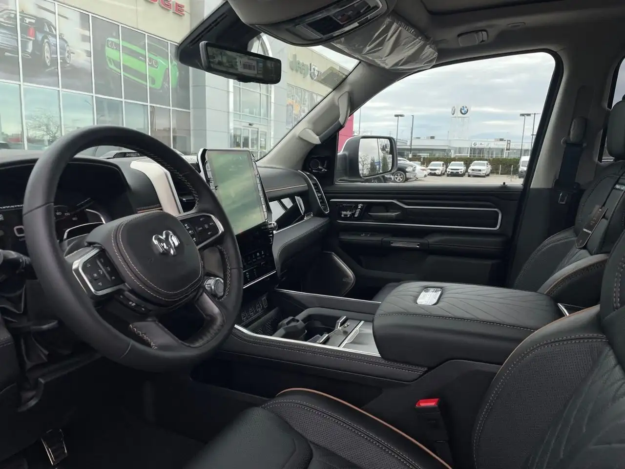 RAM 1500 снимка RAM 1500