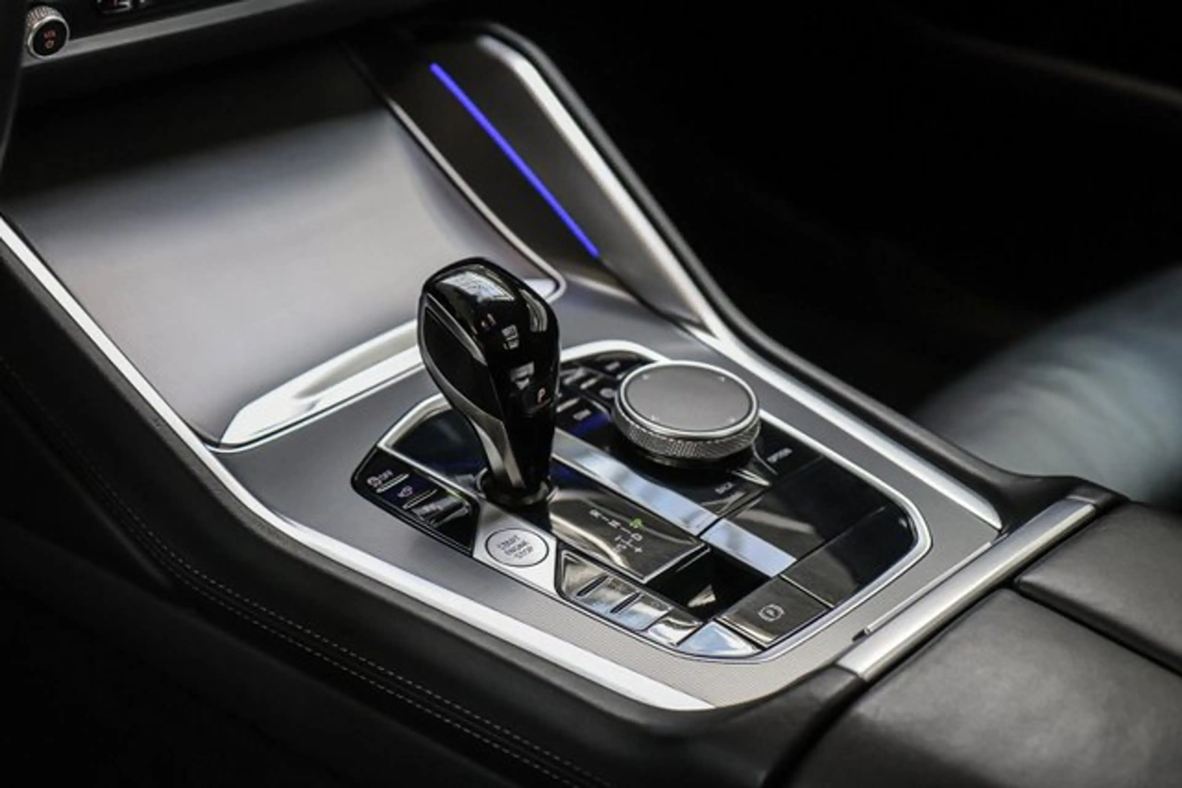 BMW X6 xDrive 30d Sport-Aut.///M SPORT/KAMERA/HUD/ — photo 11
