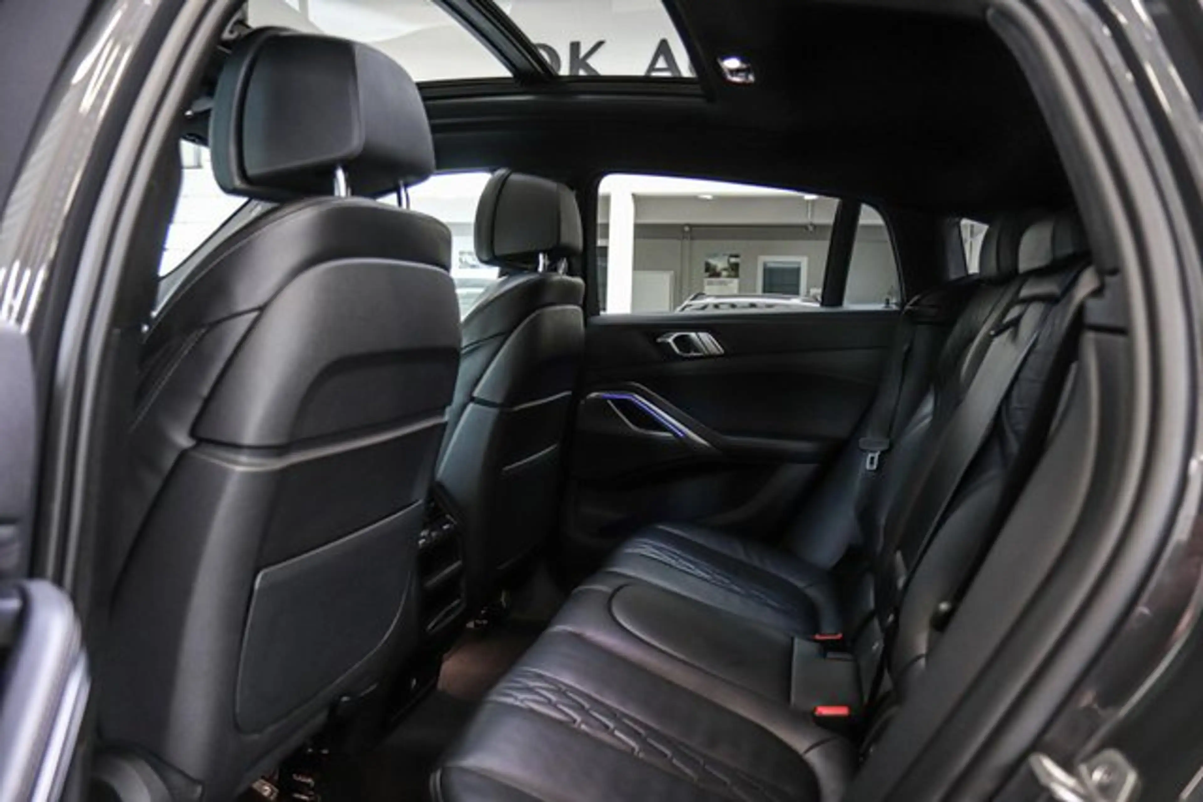 BMW X6 xDrive 30d Sport-Aut.///M SPORT/KAMERA/HUD/ — photo 13