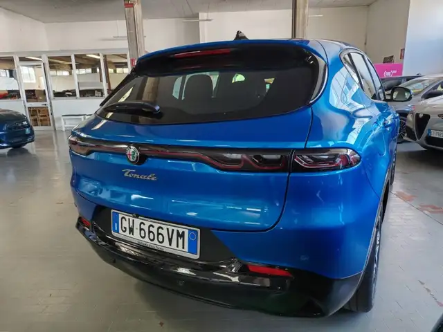 Alfa Romeo Tonale view 10