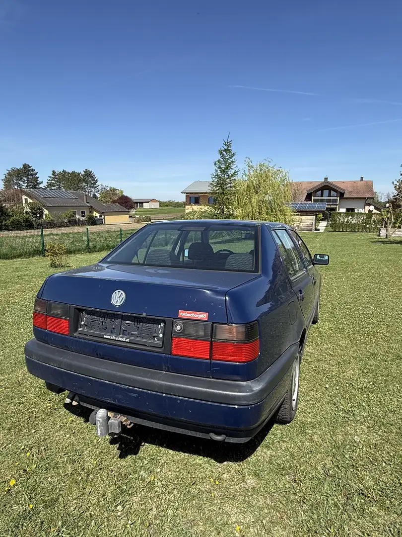 Volkswagen Vento CL TDI - 2