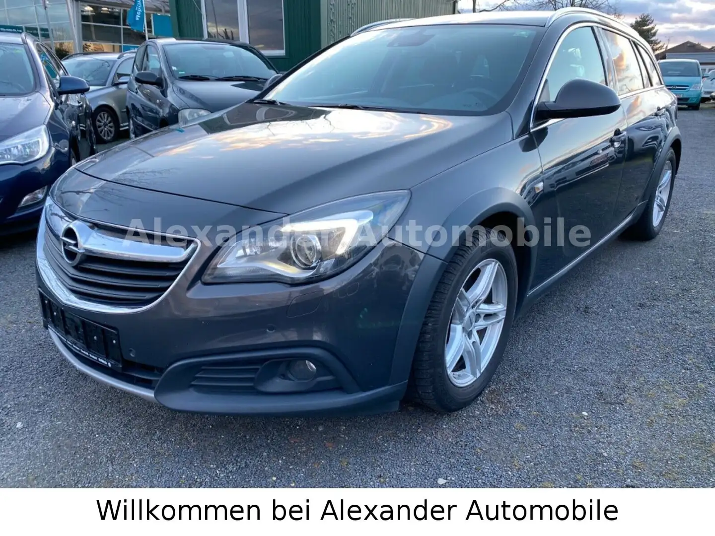 Opel Insignia Country  Basis. EURO6. TÜV NEU Grey - 2