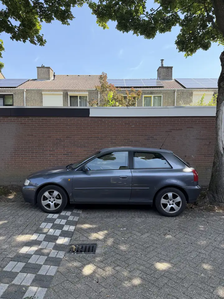 Audi A3 1.8 T Attraction, foto 2