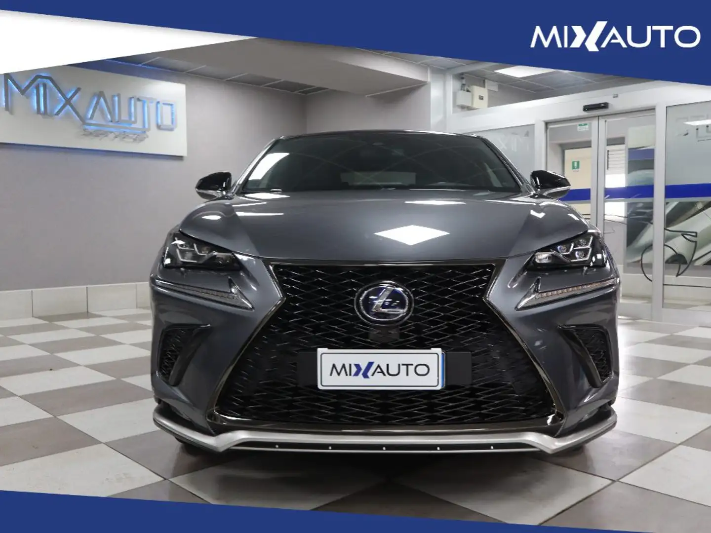 Lexus NX 300 2.5 Hybrid F-Sport 4WD CVT EU6 Szürke - 2
