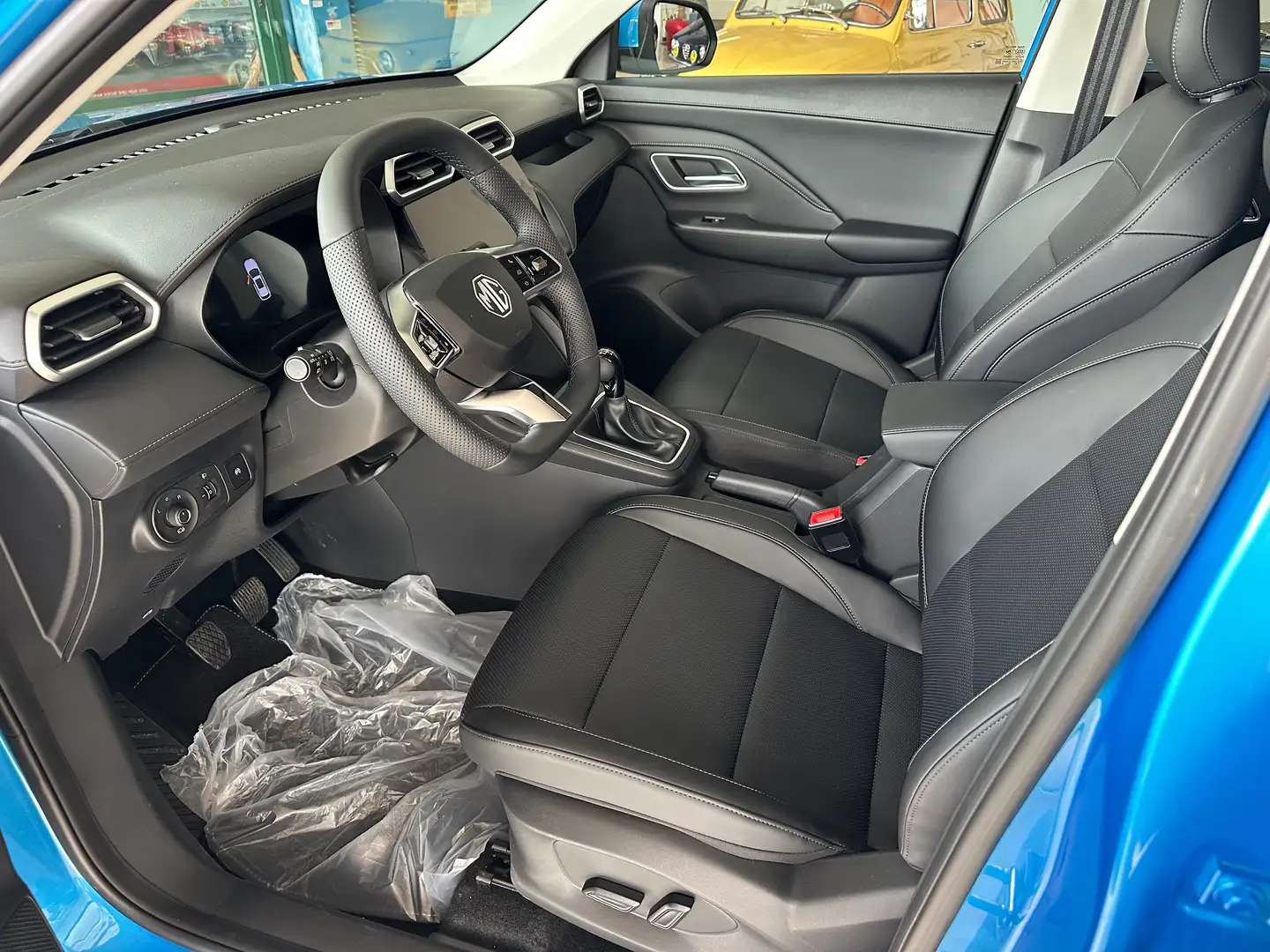 MG ZS 1.5 Comfort, VARI COLORI E ALLESTIMENTI! Blauw - 2