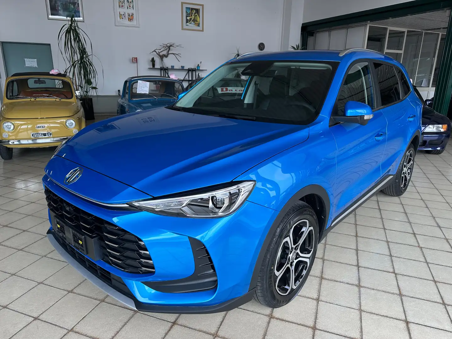 MG ZS 1.5 Comfort, VARI COLORI E ALLESTIMENTI! Blauw - 1