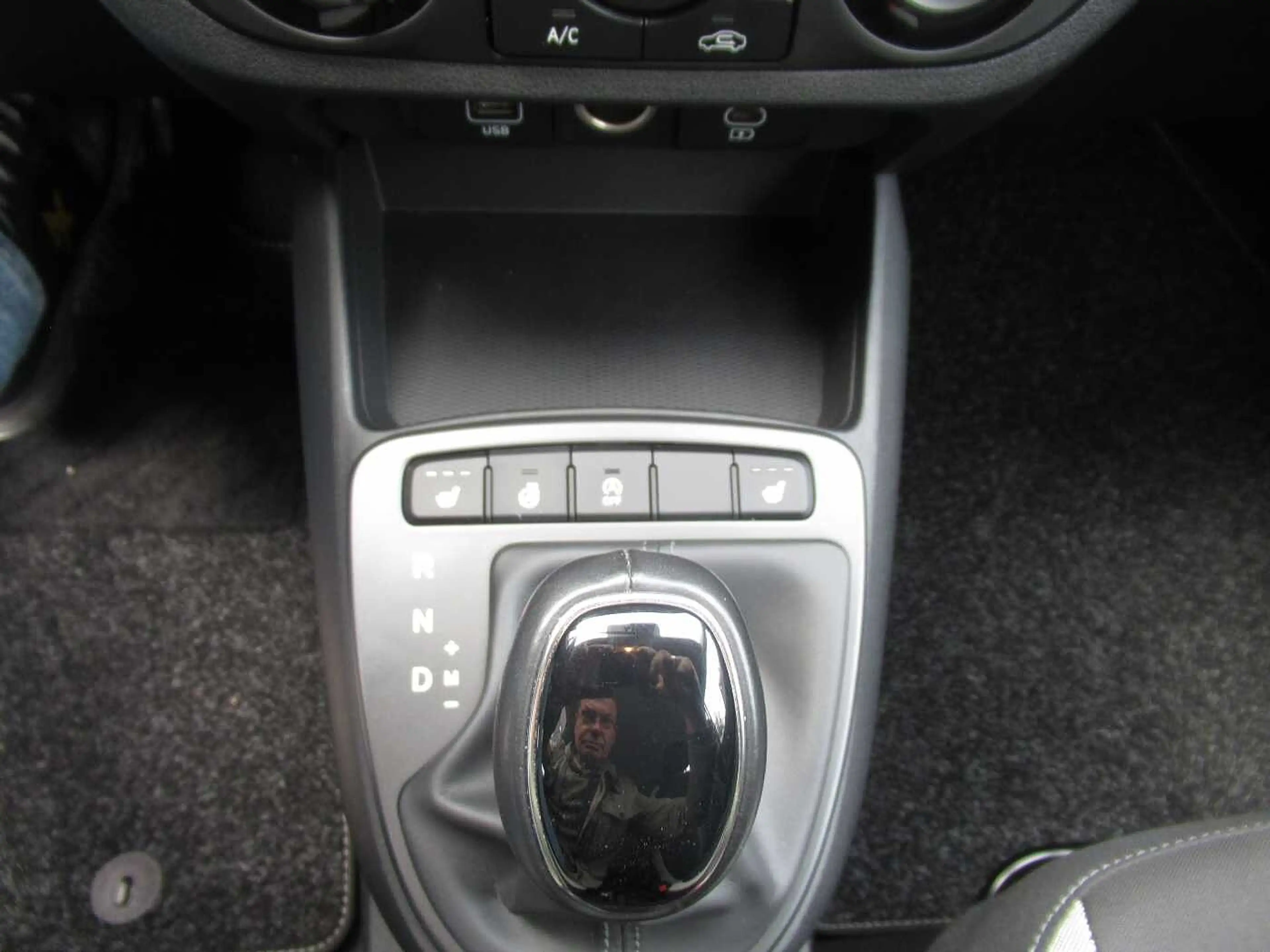 Hyundai i10 1.0 AMT Trend — photo 15