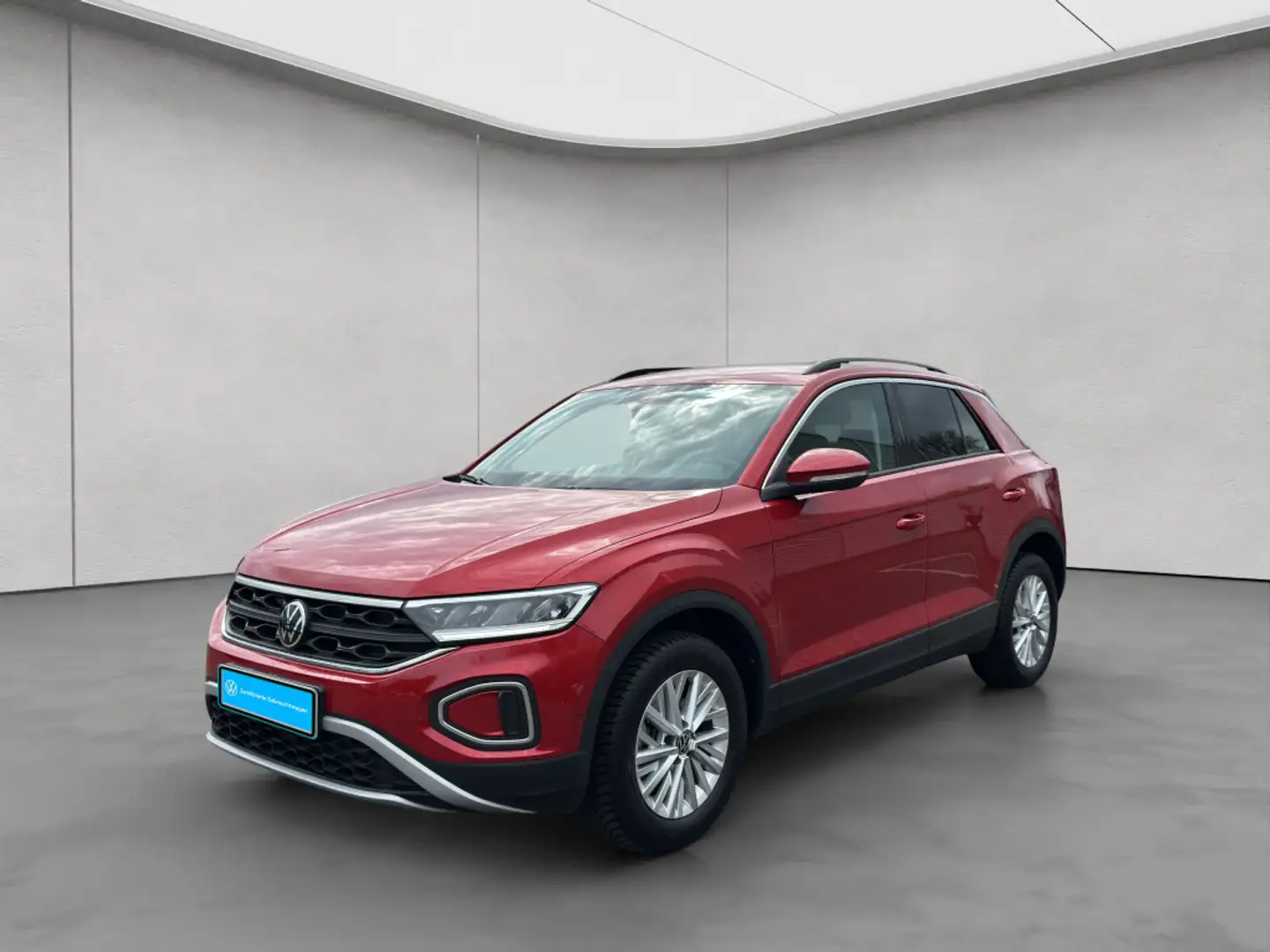 Volkswagen T-Roc 1.0 TSI -Life- 6-Gang NAVI/ LED/ RFK/ GJ Rood - 2