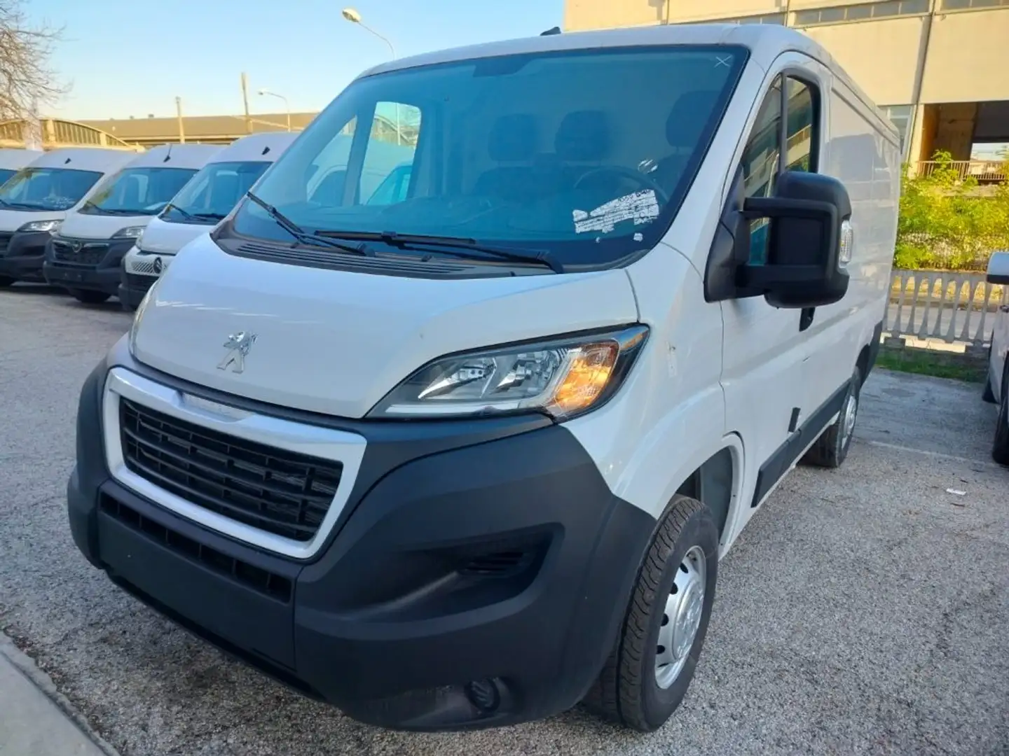 Peugeot Boxer 335 2.2 BlueHDi 140CV PC TN Bianco - 2