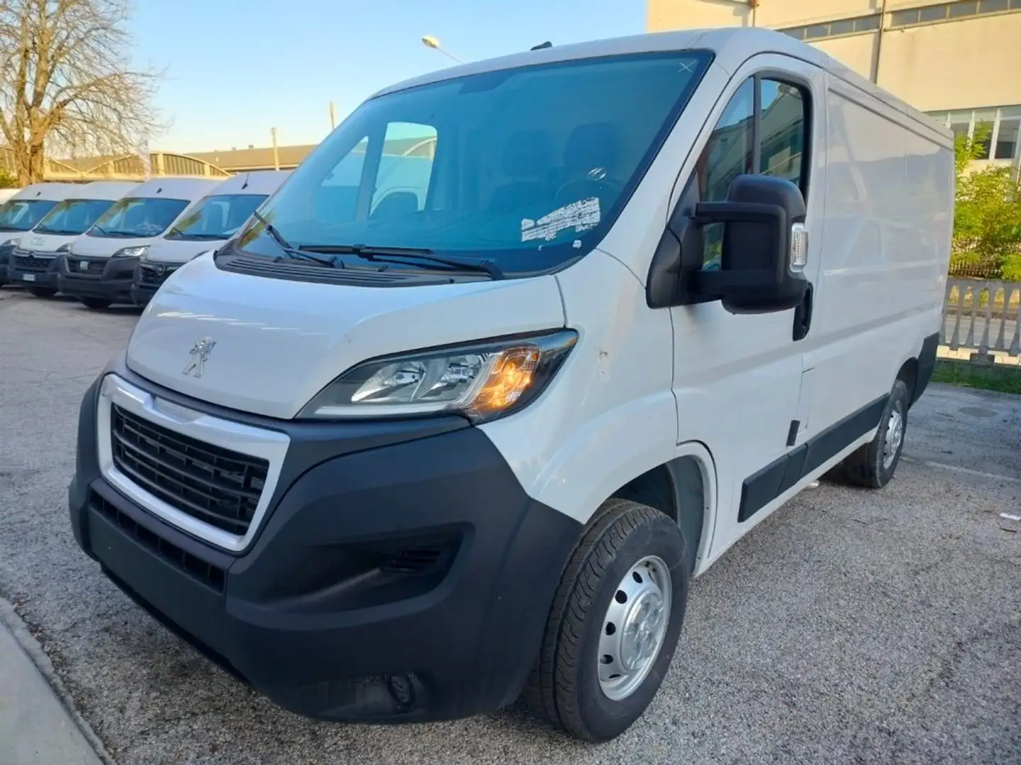 Peugeot Boxer 335 2.2 BlueHDi 140CV PC TN Bianco - 1