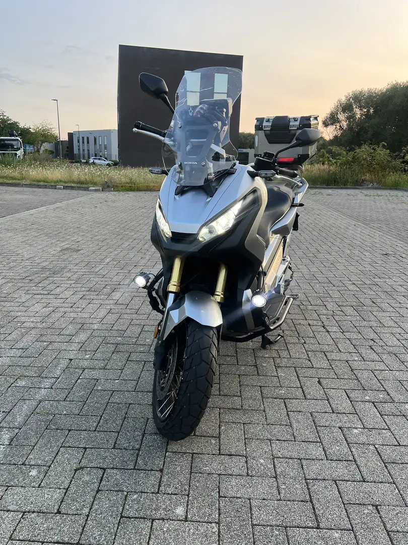 Honda X-ADV - 1