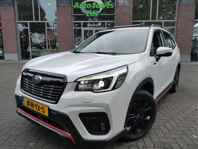 Subaru Forester 2.0i e-BOXER Sport Trekhaak - Panoramadak - Adapti