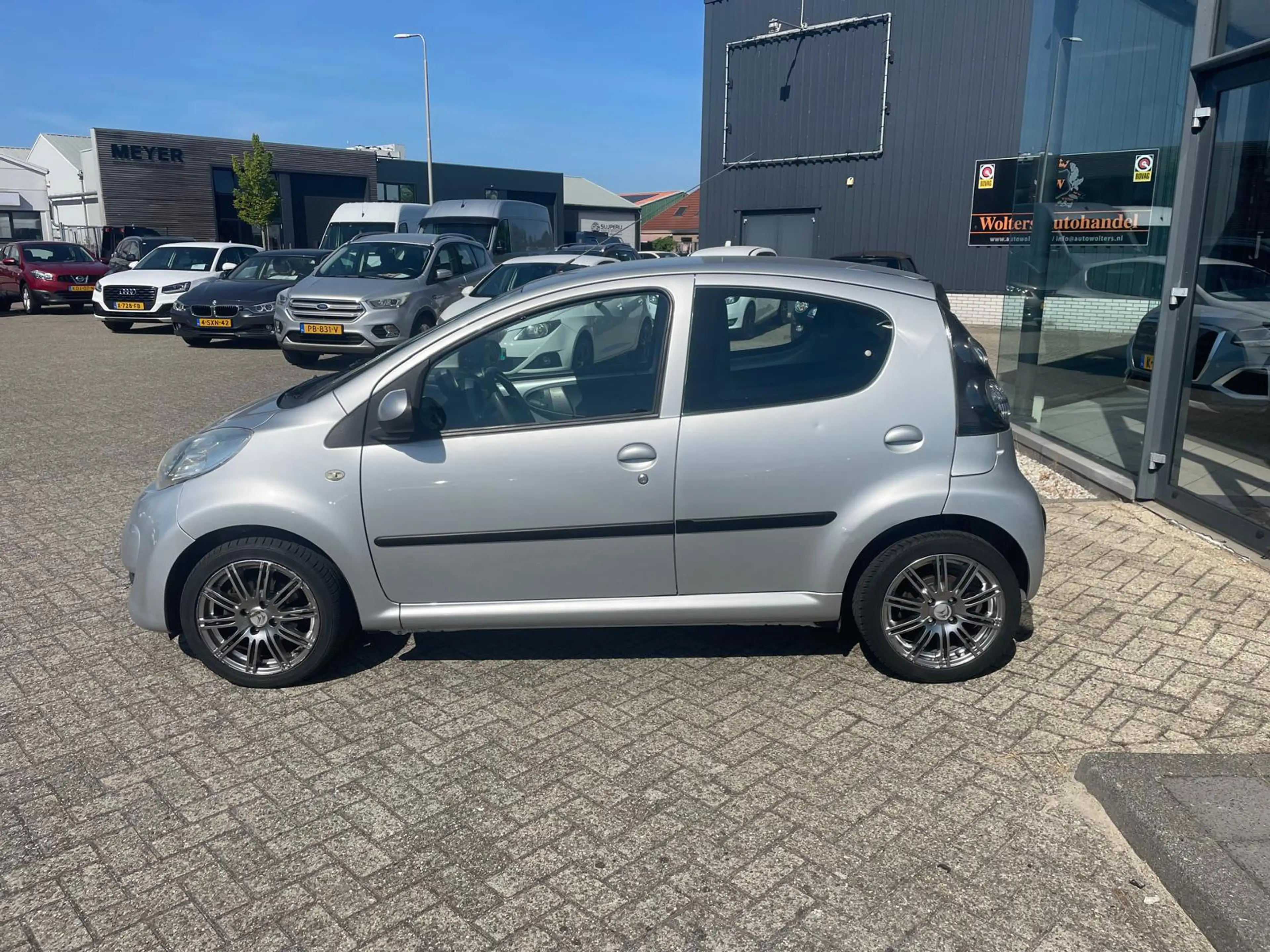 Citroen C1 1.0-12V Ambiance — photo 7