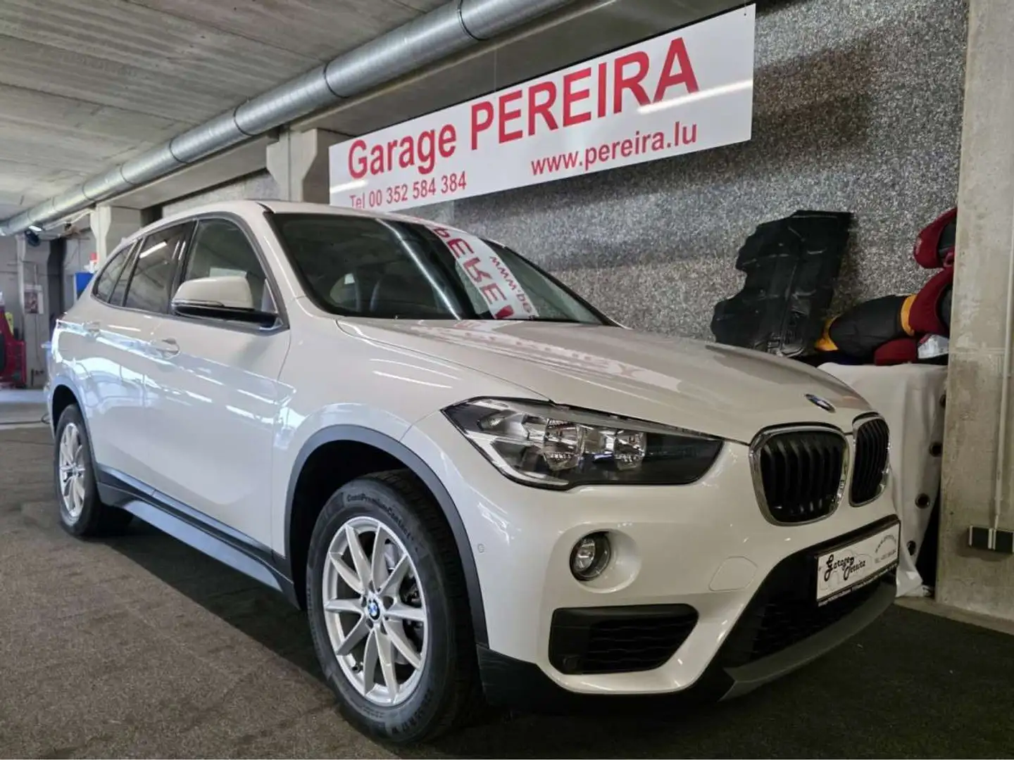 BMW X1 18D XDRIVE PANO CUIR Blanc - 1