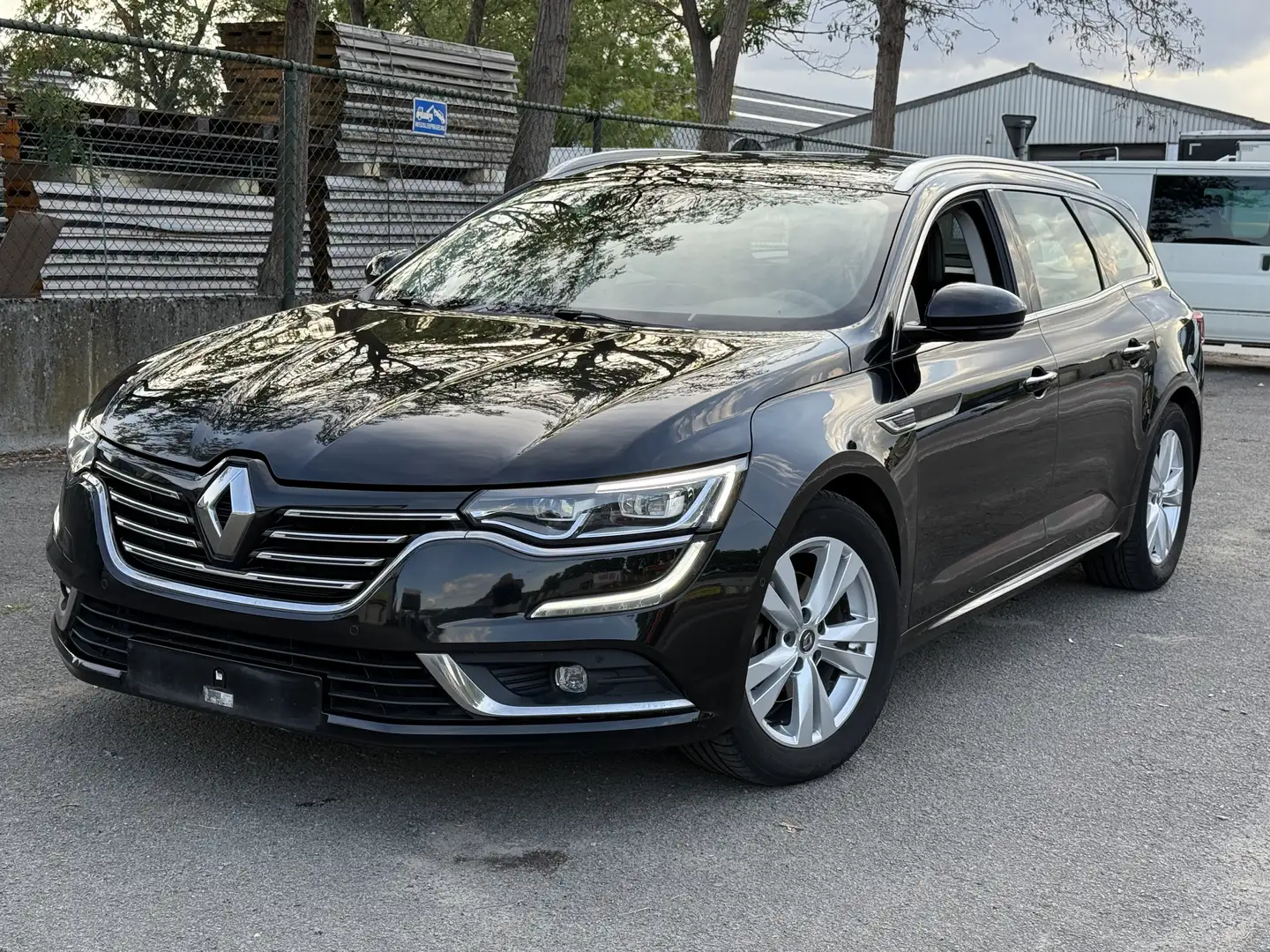 Renault Talisman S.T. dCi Blue Business 88kW Noir - 1