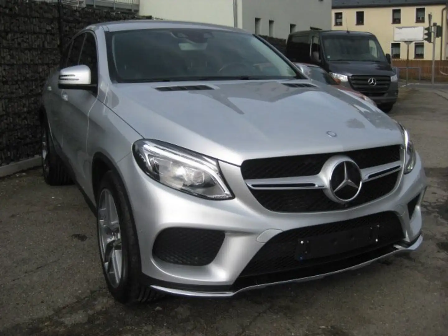 Mercedes-Benz GLE 350 GLE 350 d Coupe 4Matic 9G-TRONIC AMG Line Silber - 2