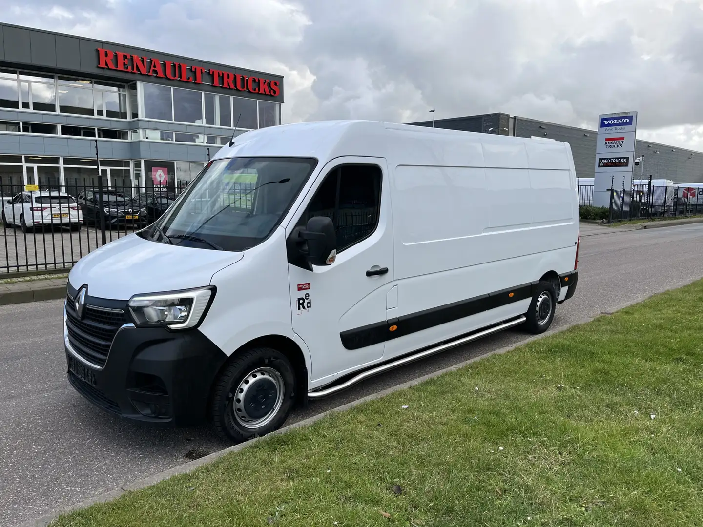 Renault Master Red Edition 135.35 L3 H2 Blanco - 1