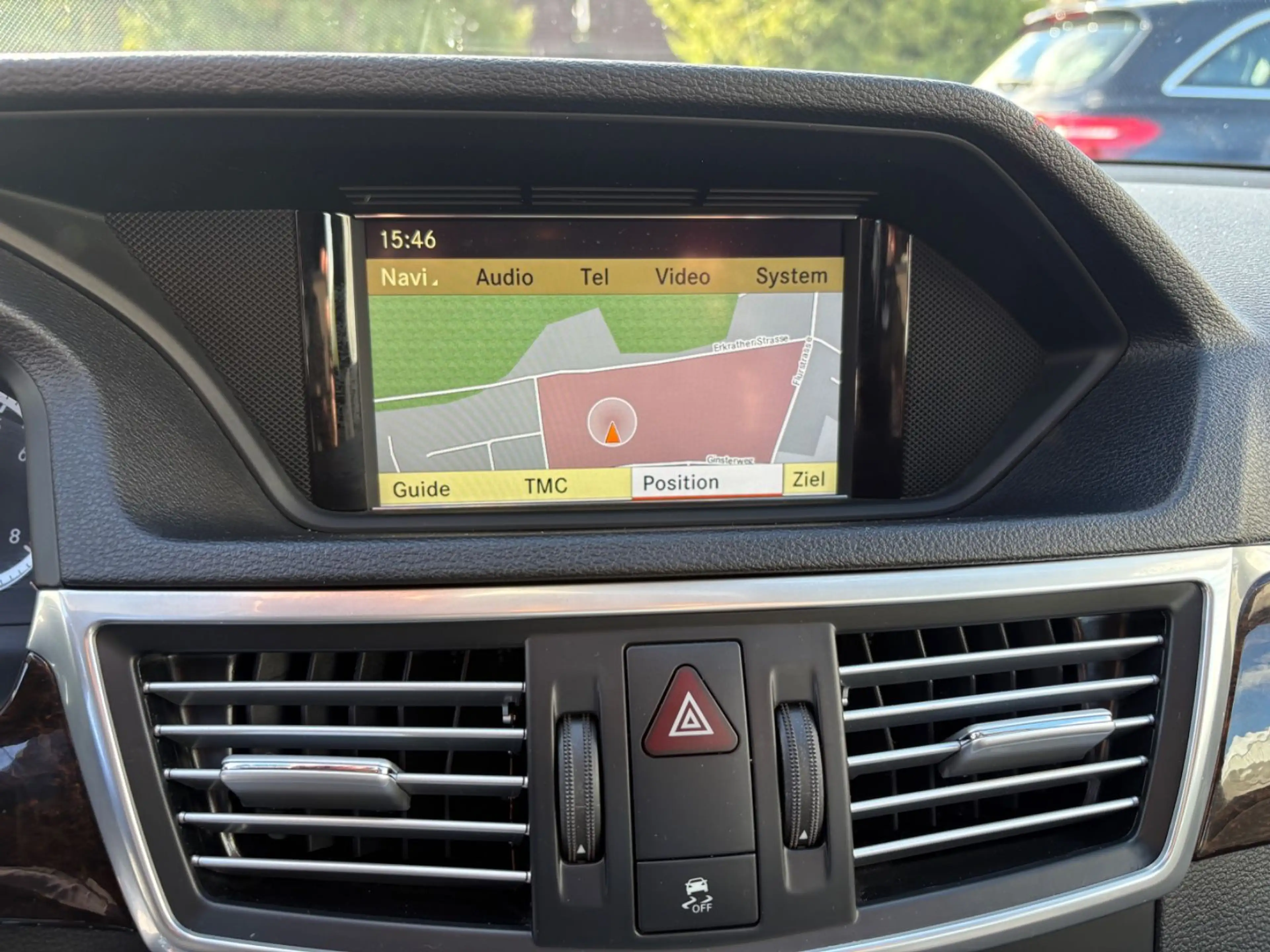 Mercedes-Benz E 350 E Limousine E 350 CGI BlueEfficiency — photo 20