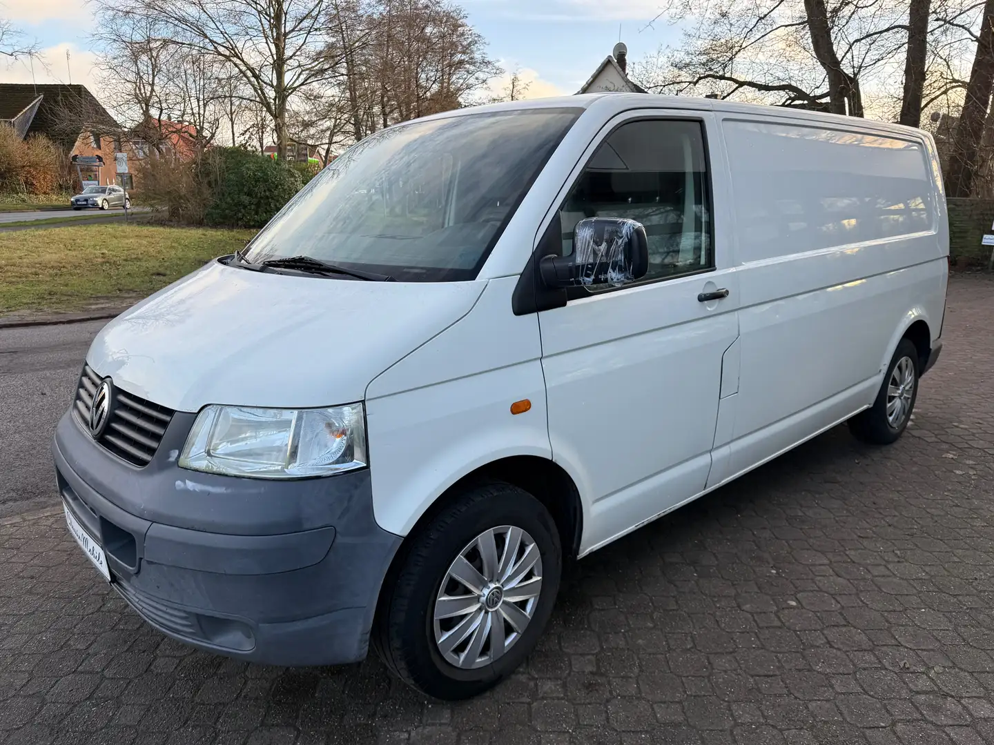 Volkswagen T5 Transporter Kasten Lang 1.9 TDI DPF *HU fällig*AHK*Euro 4* Weiß - 2
