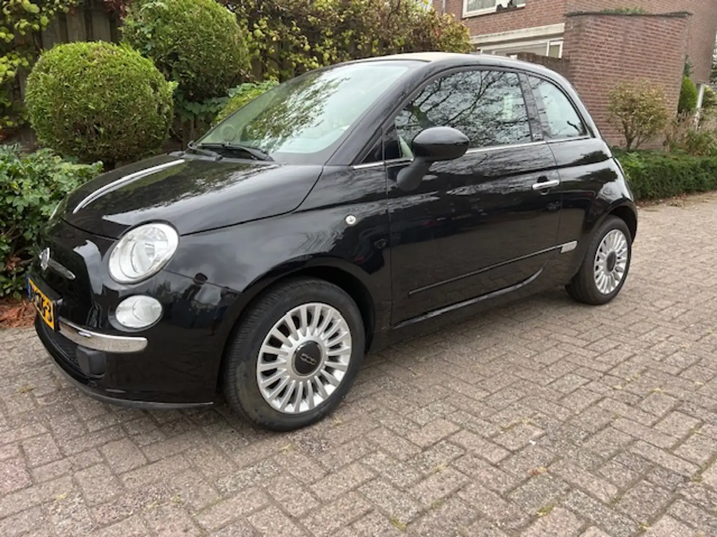 Fiat 500C 1.2i Cabrio/ Lounge Automaat/ NL Auto/ airco/ NAP Zwart - 2