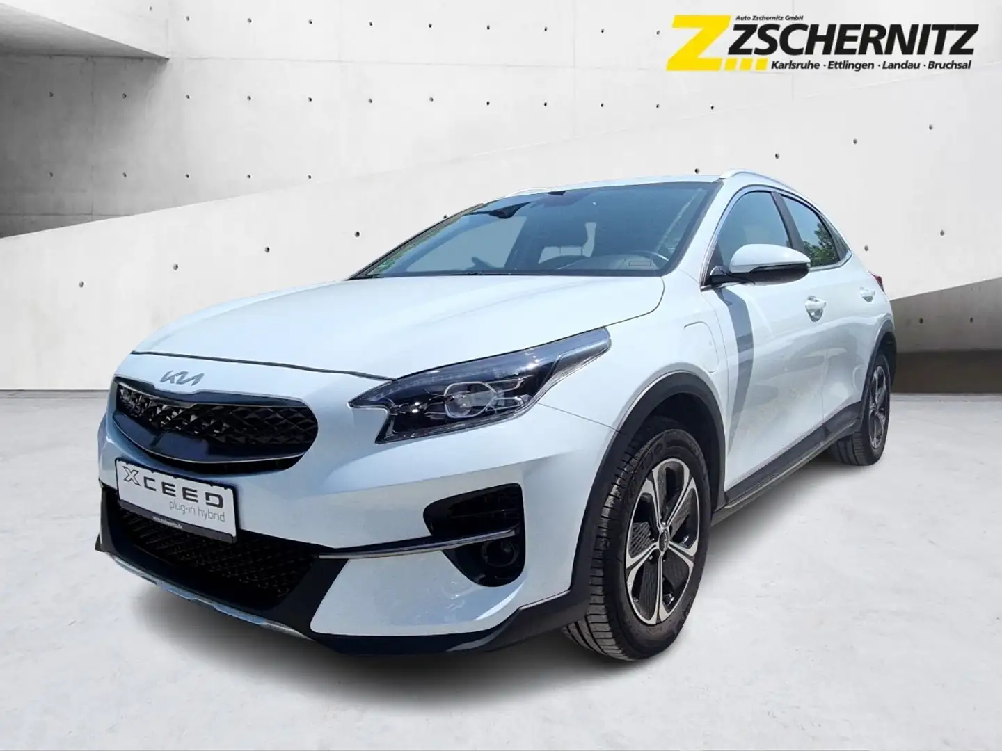 Kia XCeed 1.6 GDI Plug-in Hybrid Vision NAVI/KOMFORT Weiß - 2