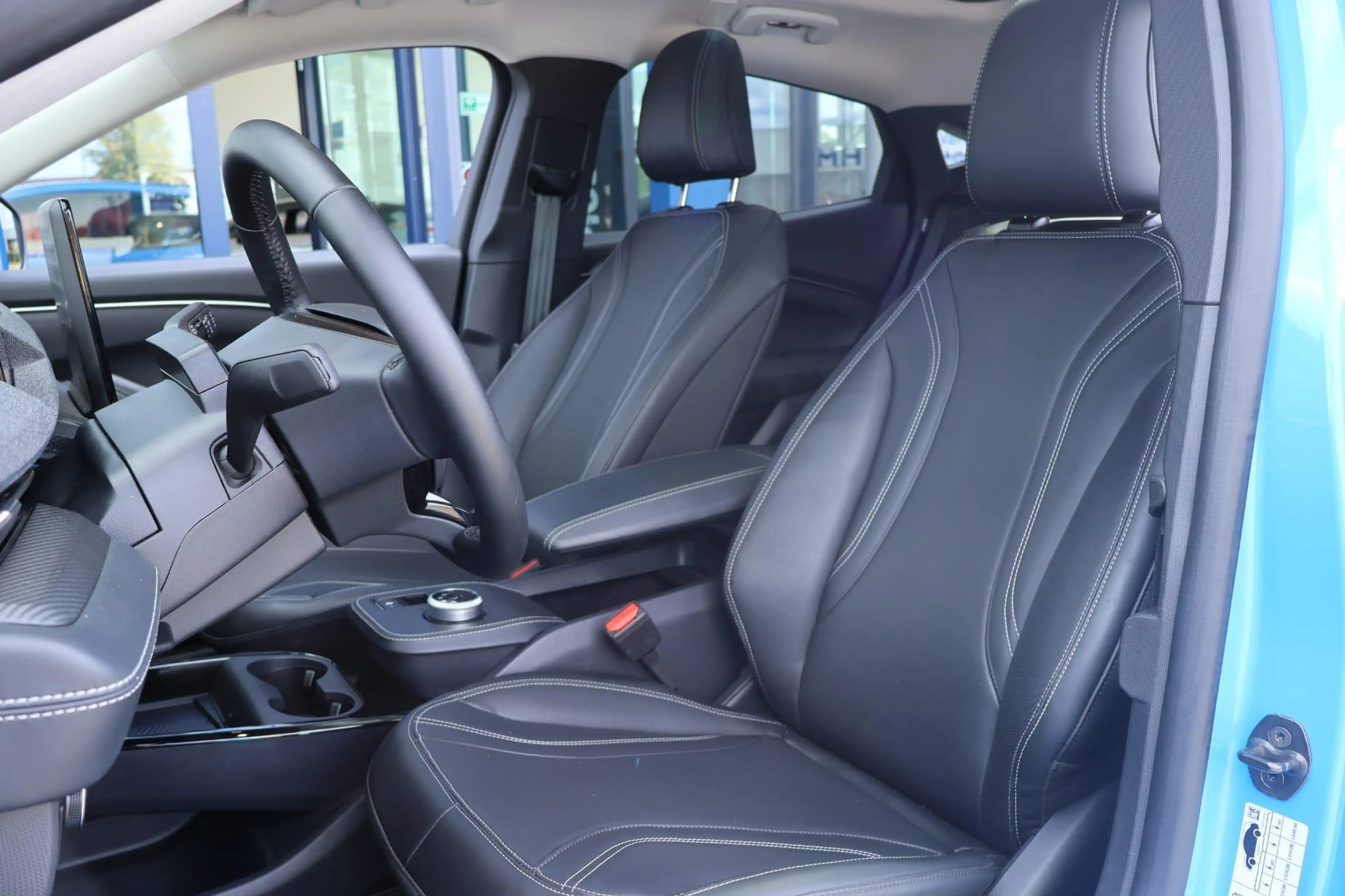 Ford Mustang Mach-E Standard RWD 73 kWh | Panorama | Adaptive Cruise | — photo 9