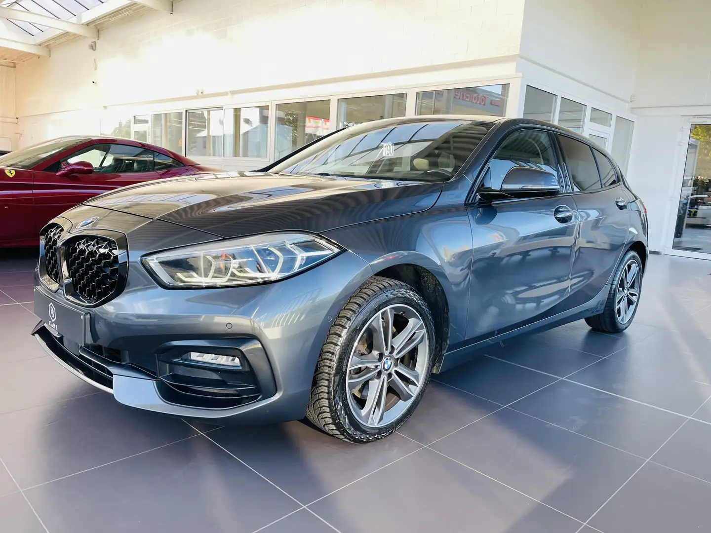 BMW 116 dA *** GARANTIE + SPORT LINE + LED + GPS + CUIR*** Grijs - 1