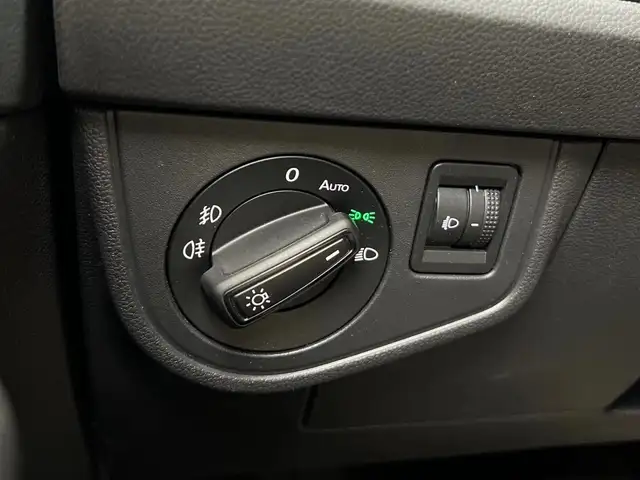 Volkswagen Polo view 12