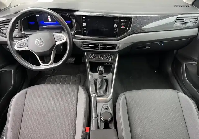 Volkswagen Polo view 7