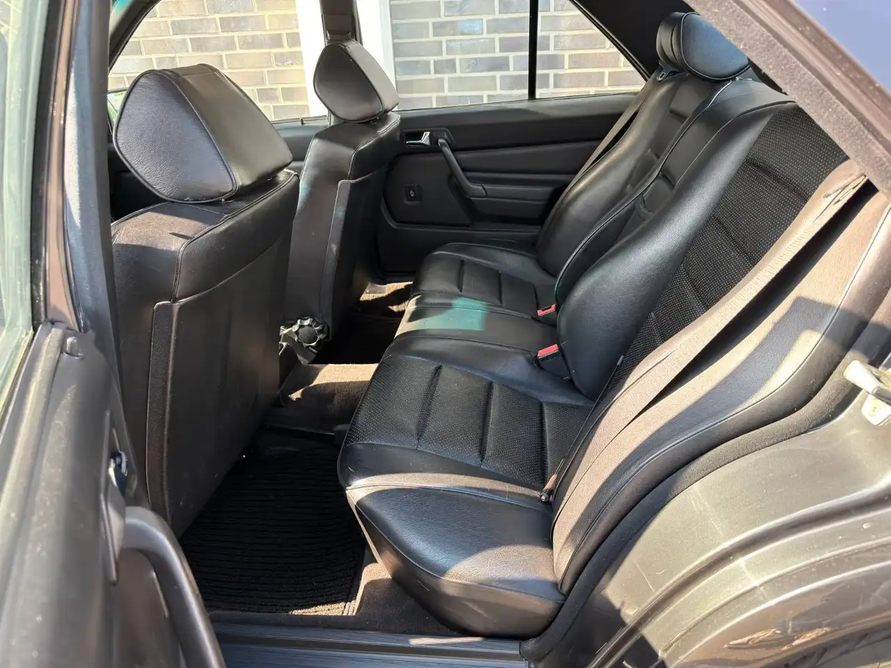 Mercedes-Benz 190 E 2.5 16V, foto 6