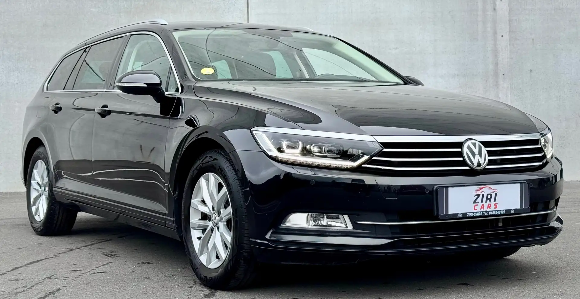 Volkswagen Passat Variant Passat Variant 2.0 TDI SCR DSG Comfortline Zwart - 1