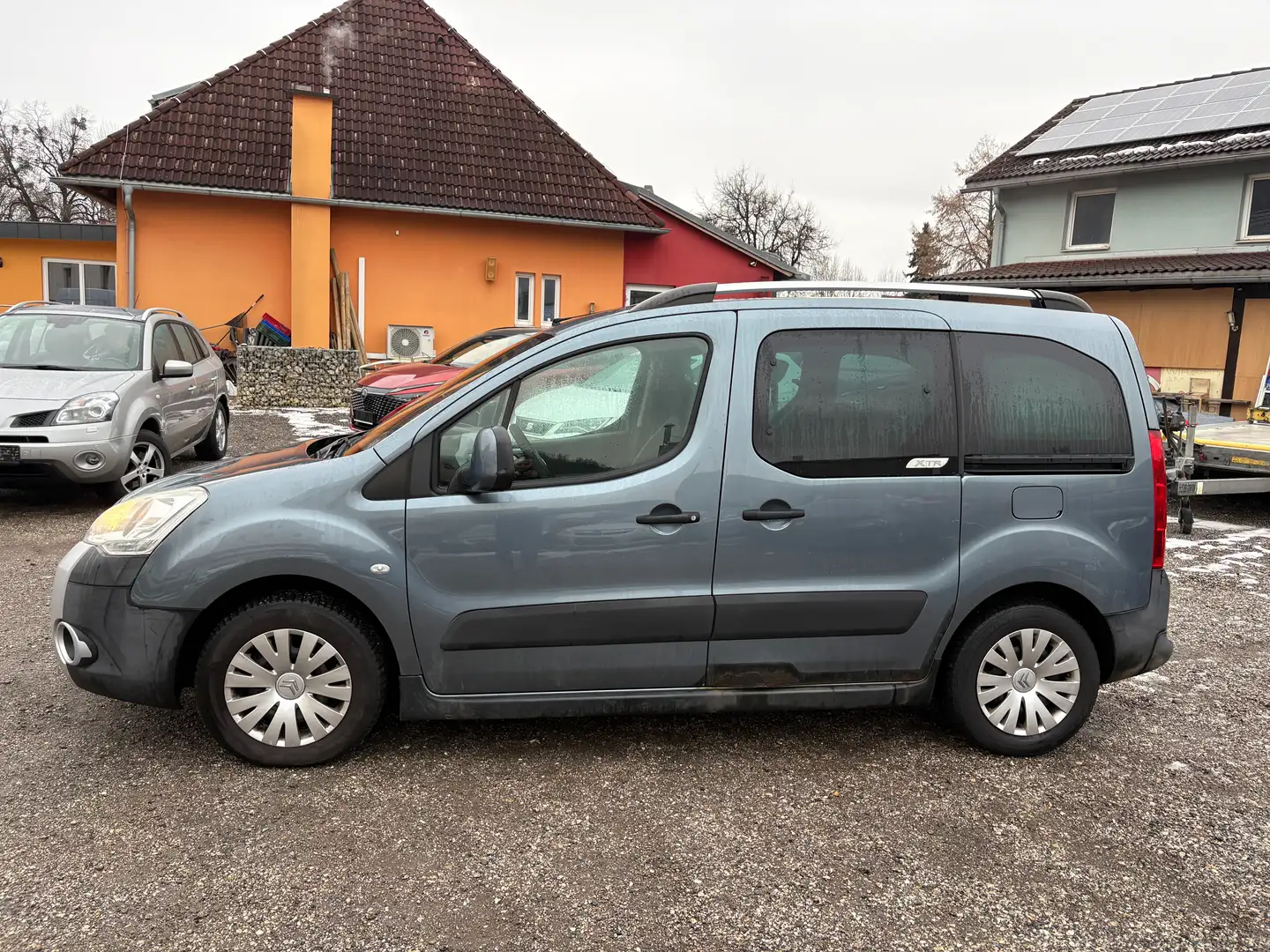 Citroen Berlingo Berlingo 1,6 HDi 110 XTR FAP XTR Grau - 2