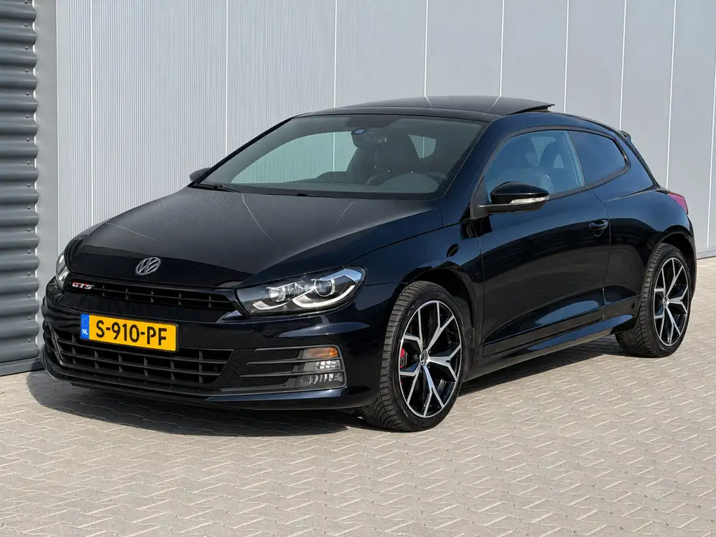 Volkswagen Scirocco 2016 из Европы — купить под ключ