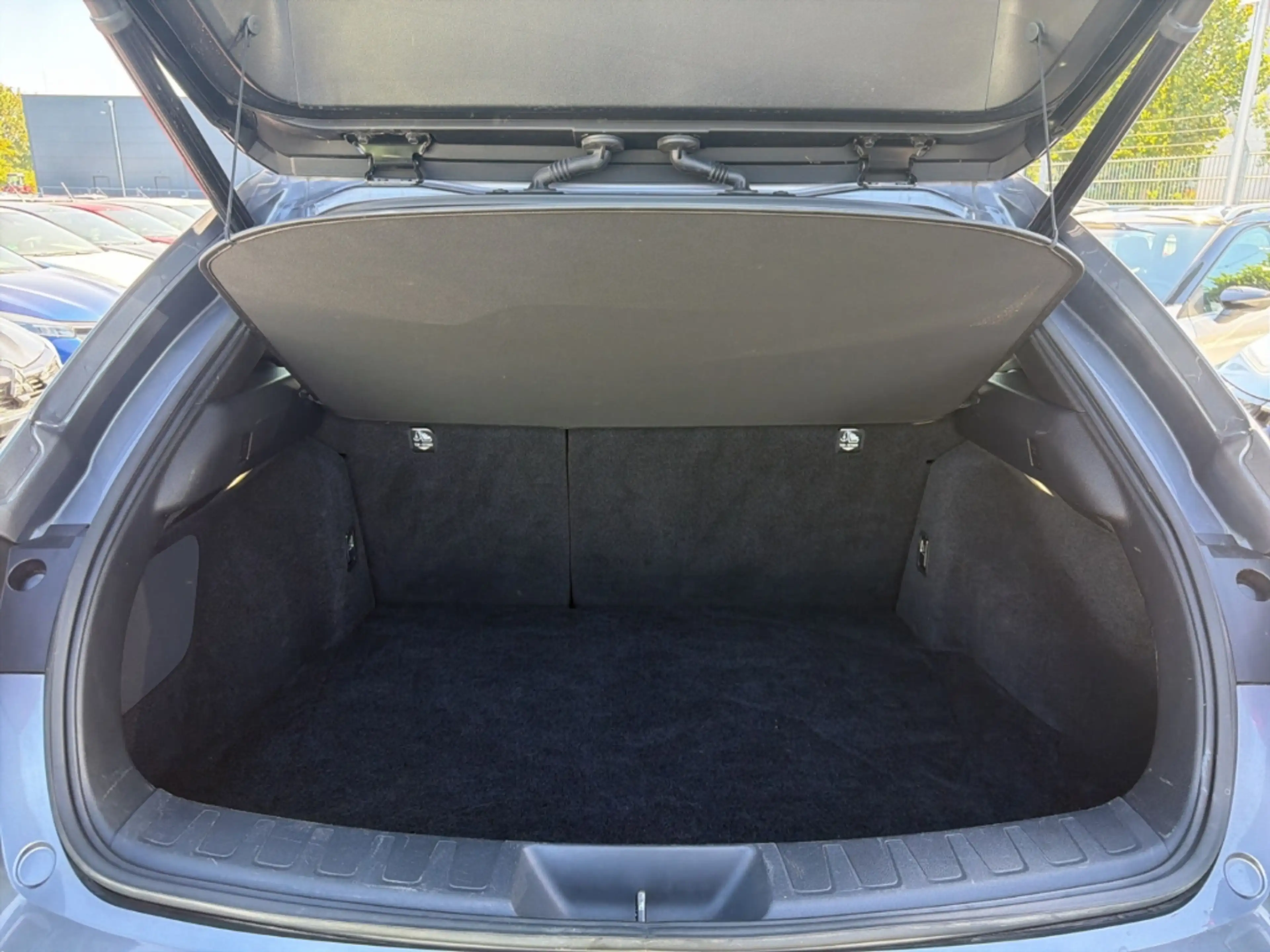 Lexus UX 300e Luxury Head-Up Kamera Navi Leder Sitzklima — photo 27