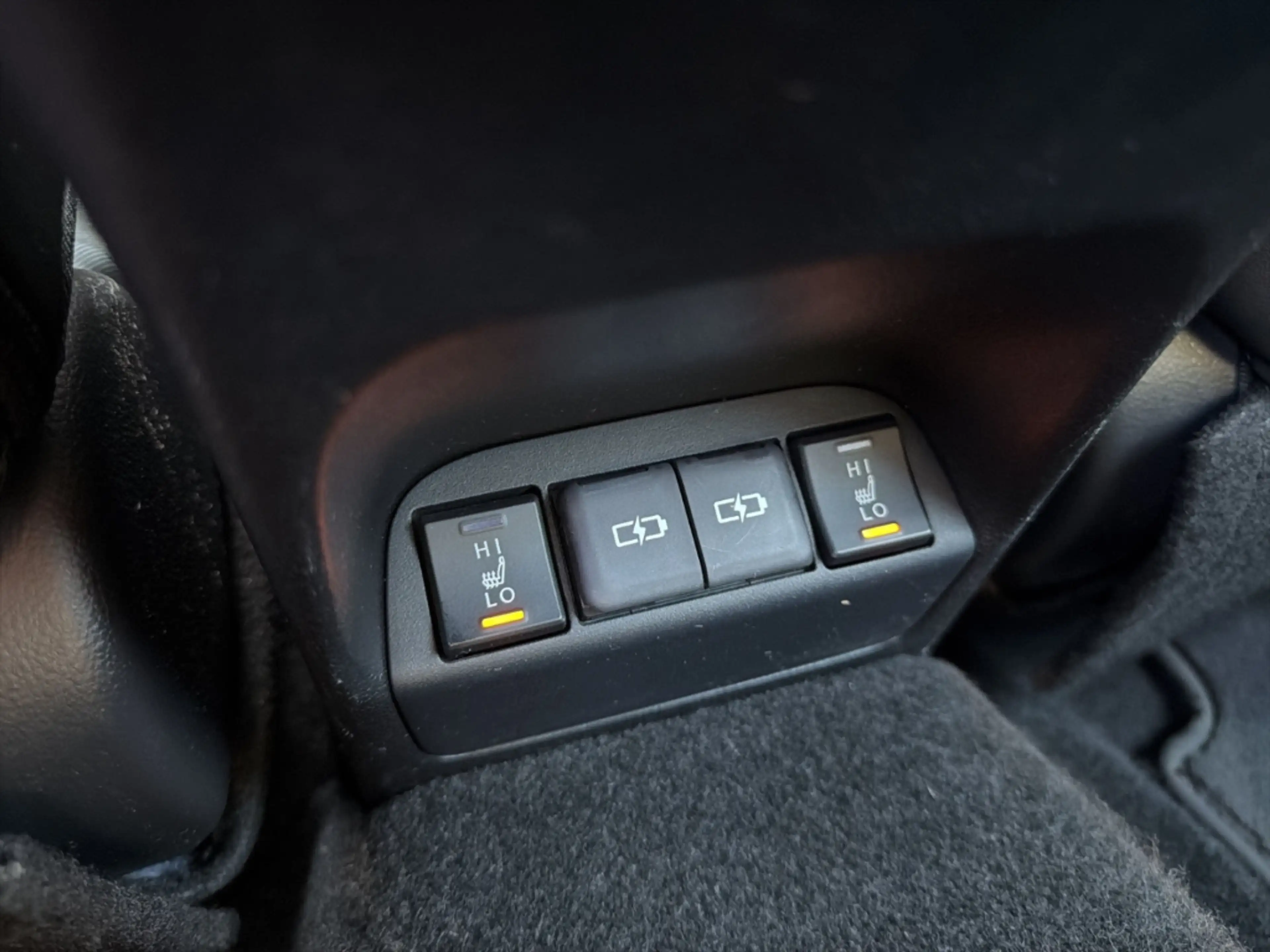 Lexus UX 300e Luxury Head-Up Kamera Navi Leder Sitzklima — photo 25
