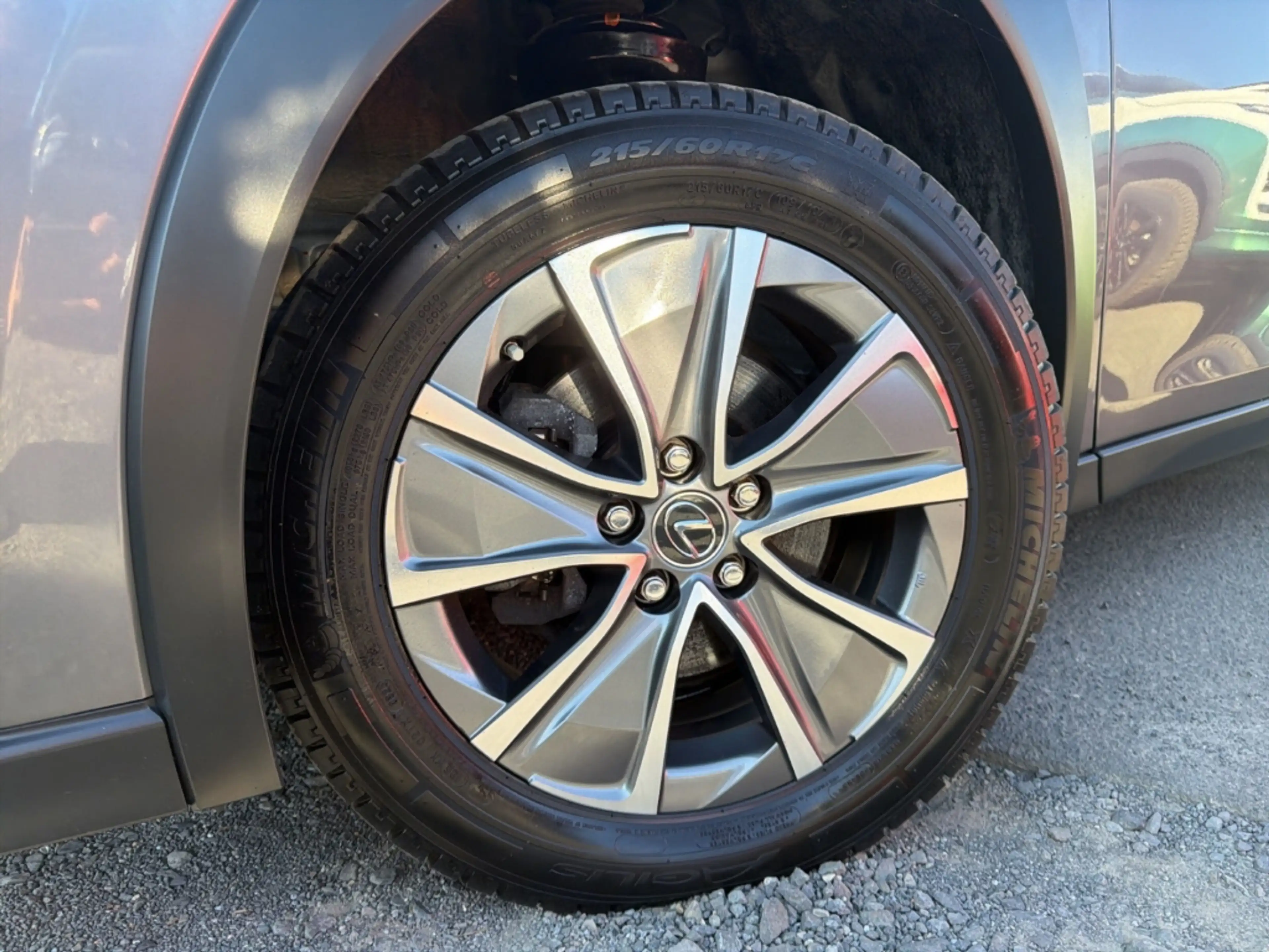 Lexus UX 300e Luxury Head-Up Kamera Navi Leder Sitzklima — photo 32