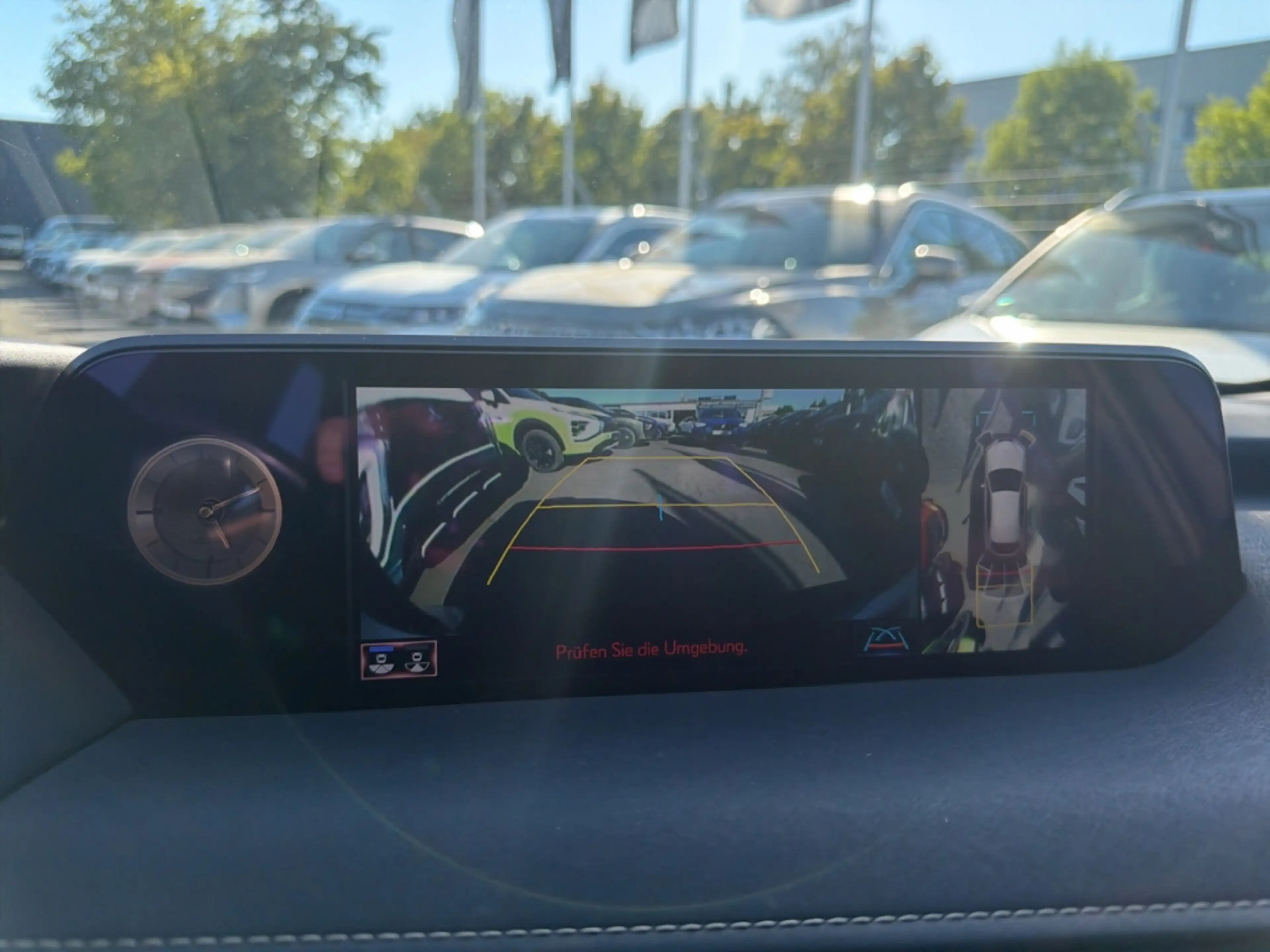 Lexus UX 300e Luxury Head-Up Kamera Navi Leder Sitzklima — photo 16