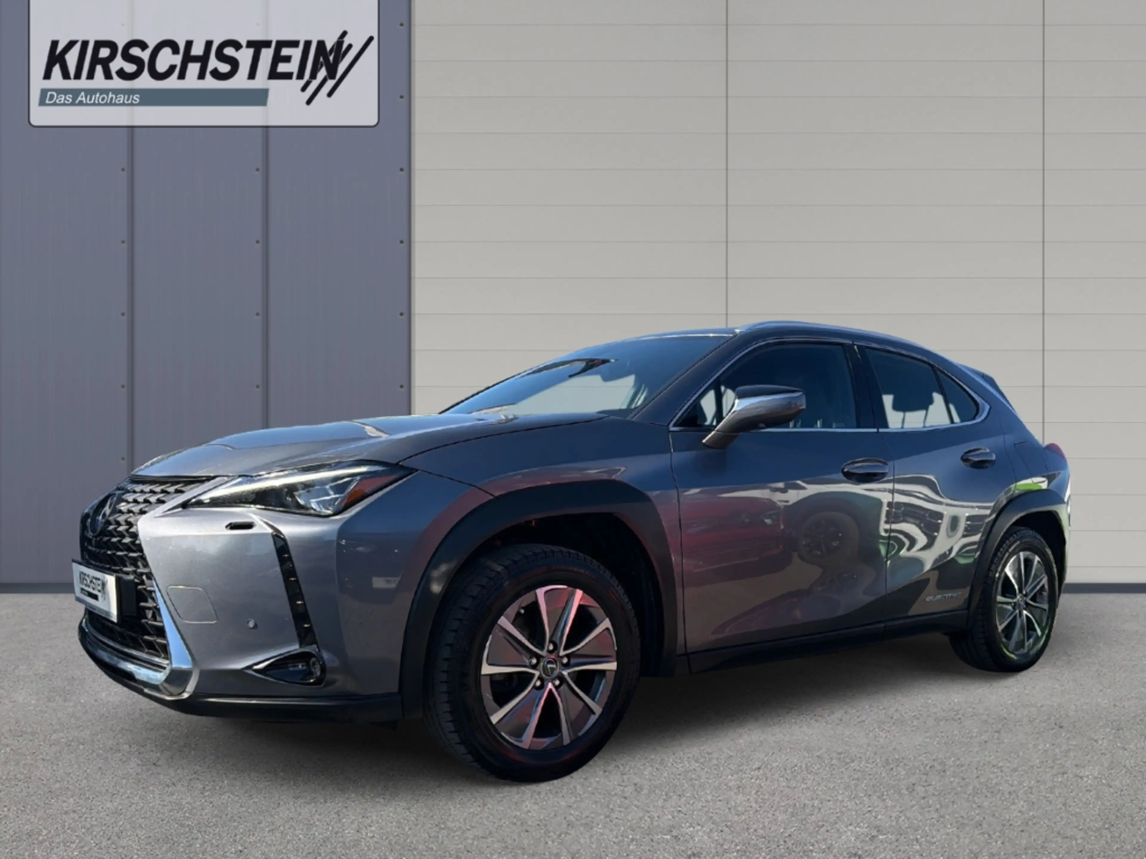 Lexus UX 300e Luxury Head-Up Kamera Navi Leder Sitzklima — photo 2