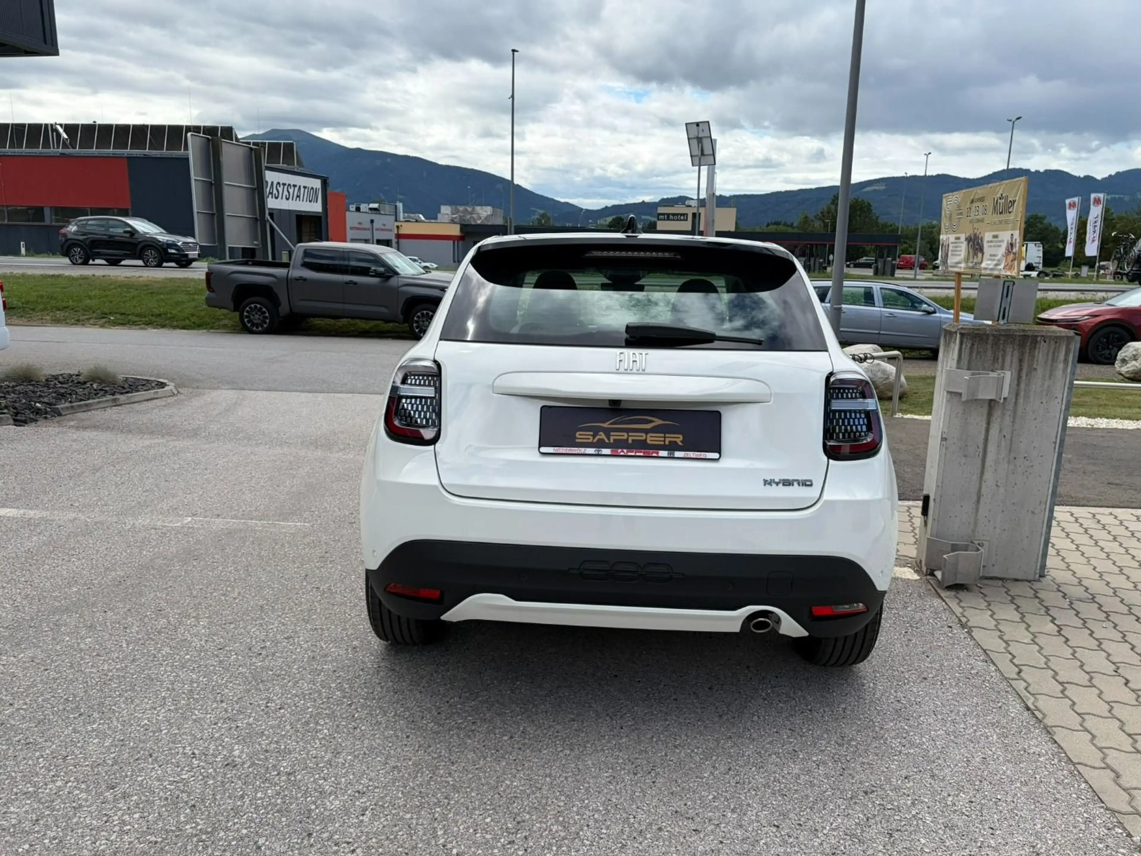 Fiat 600 Hybrid MY25 ICON T-Gen3 110 — photo 7