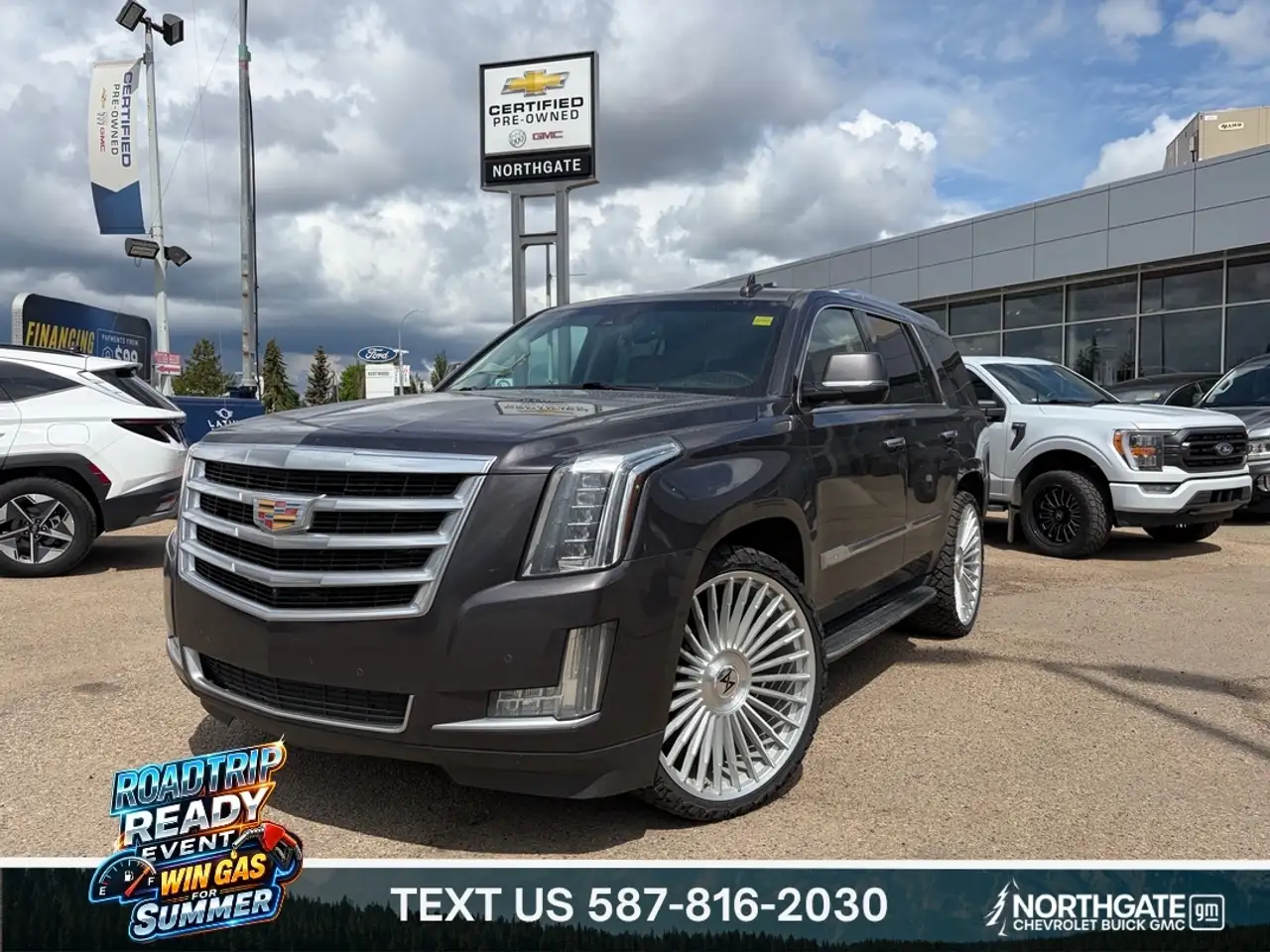 Cadillac Escalade снимка Cadillac Escalade