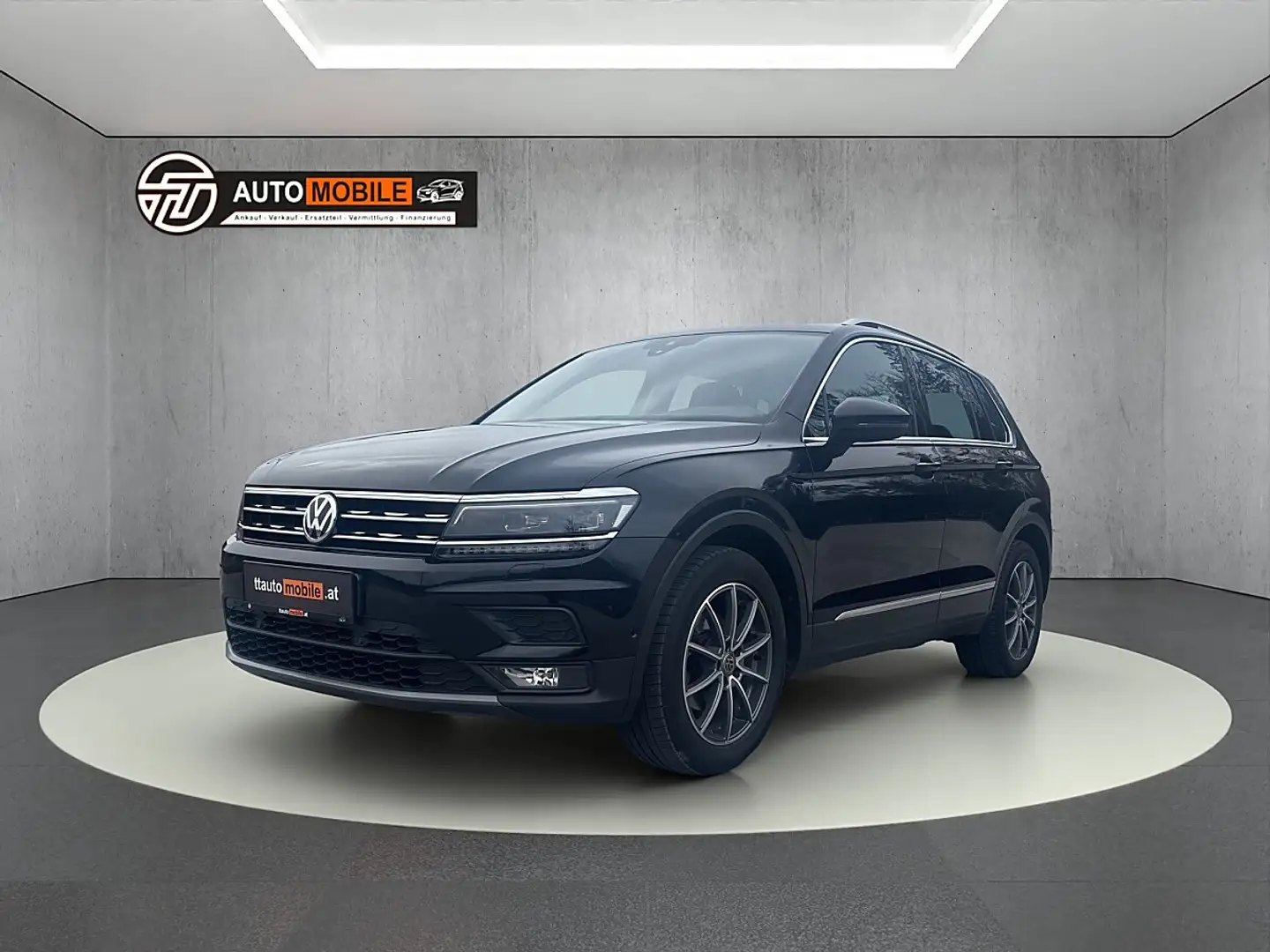 Volkswagen Tiguan 1,4 TSI Comfortline Schwarz - 1