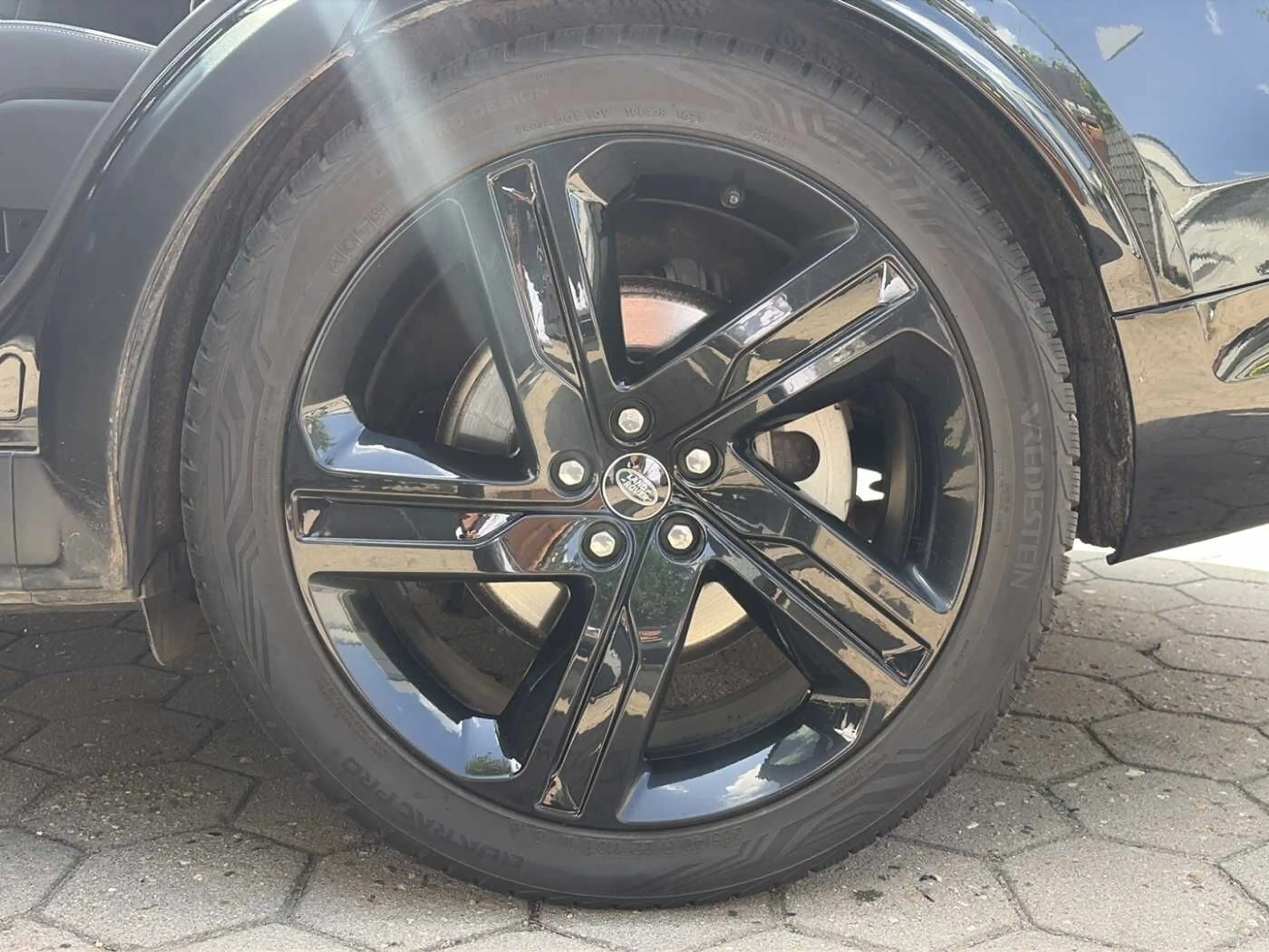 Land Rover Discovery D300 R-Dyn. HSE AHK|Pano — photo 14
