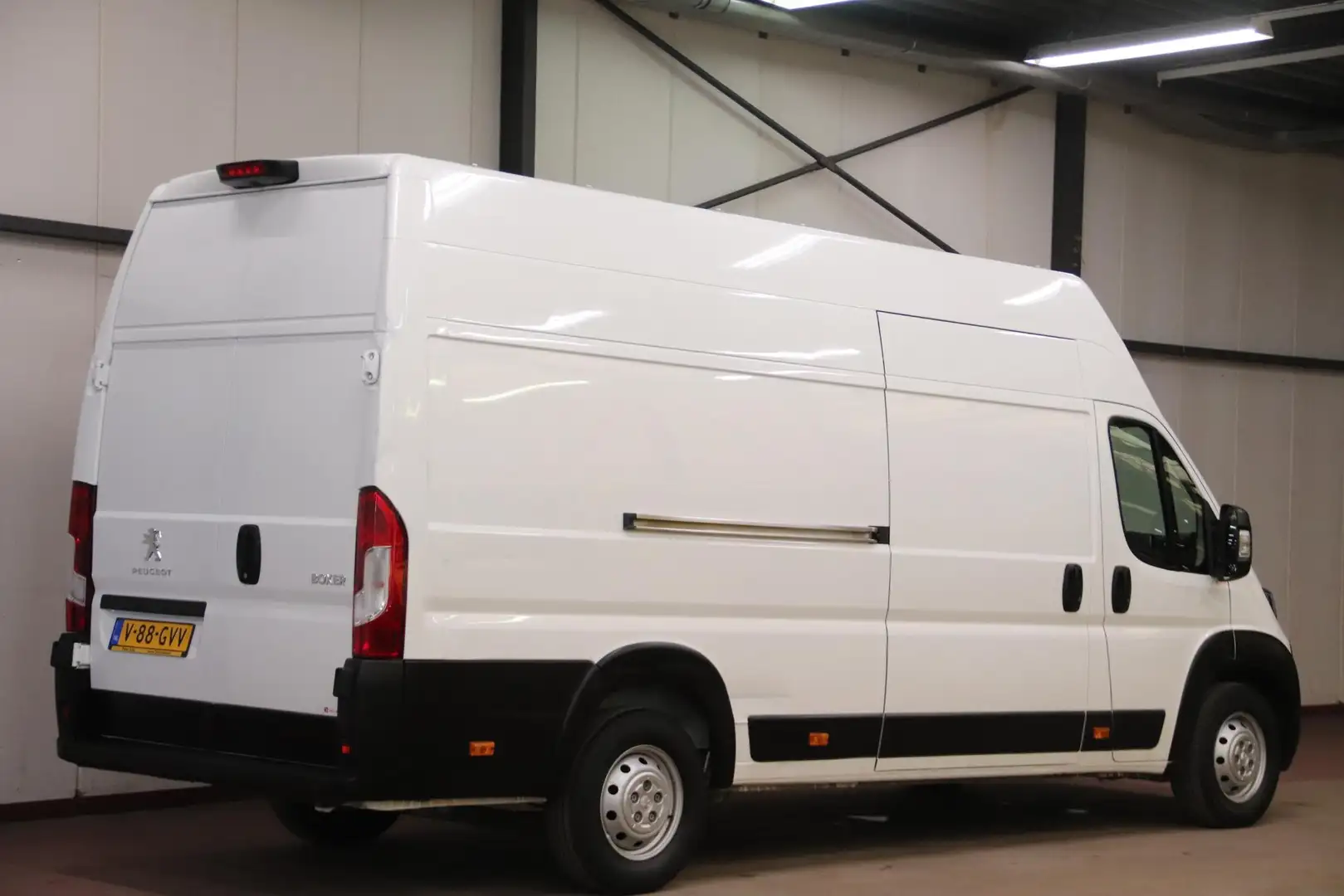 Peugeot Boxer 2.2 BlueHDi 140PK L4H3 AIRCO CRUISE CONTROL Wit - 2
