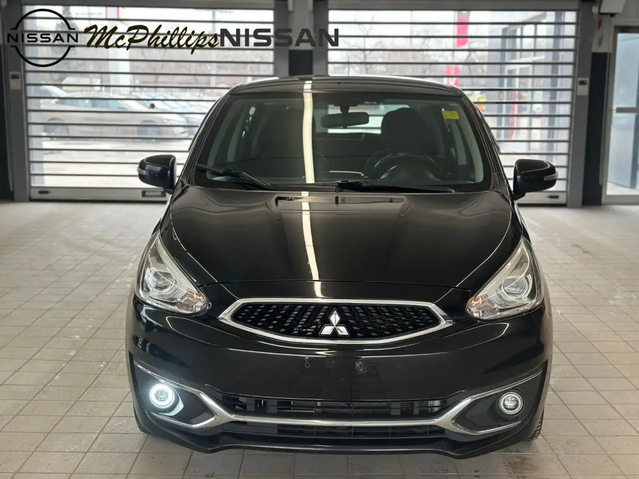 Mitsubishi Mirage снимка Mitsubishi Mirage
