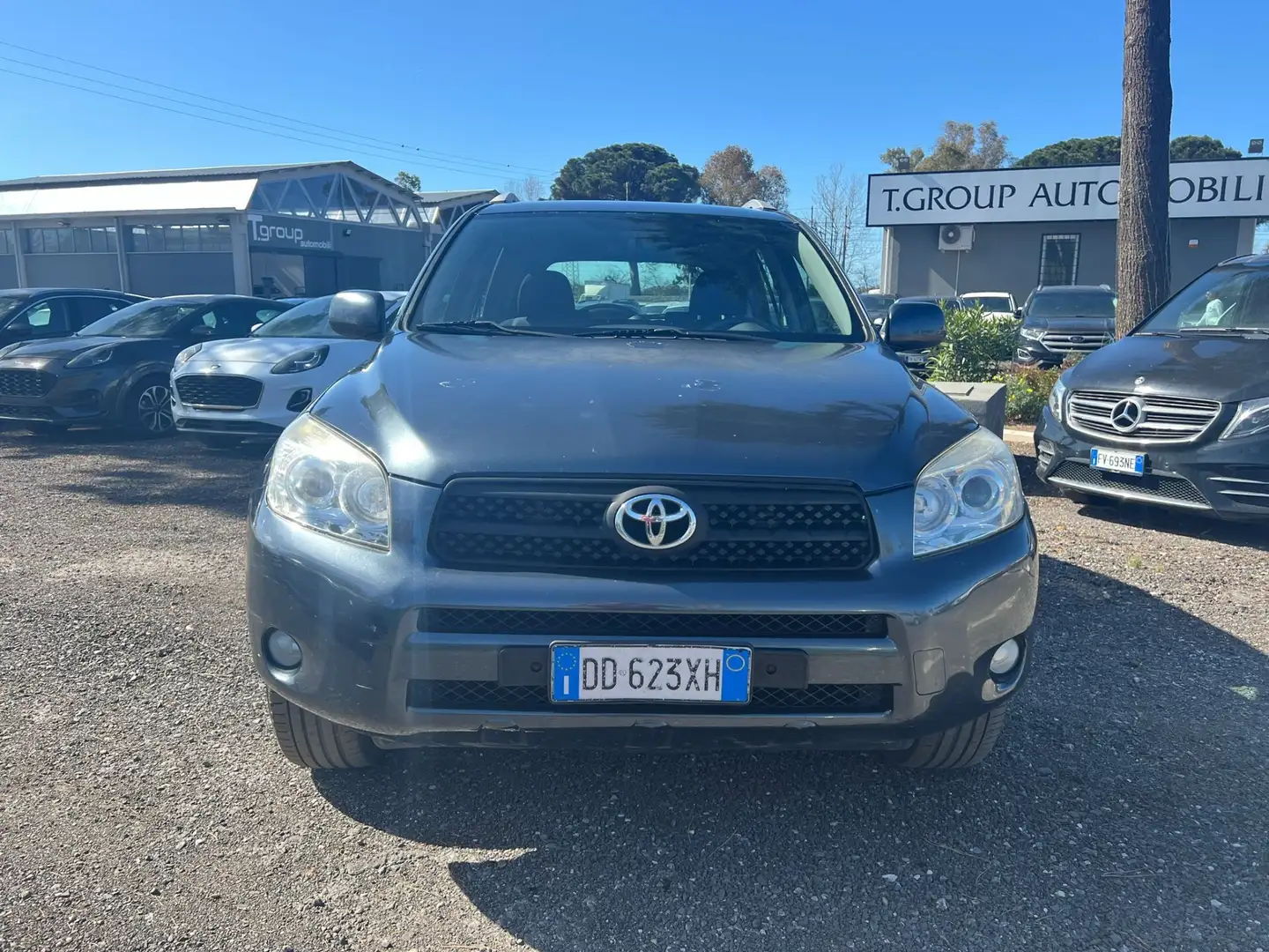 Toyota RAV 4 RAV4 2.2 D-4D 136 CV Sol Gris - 1