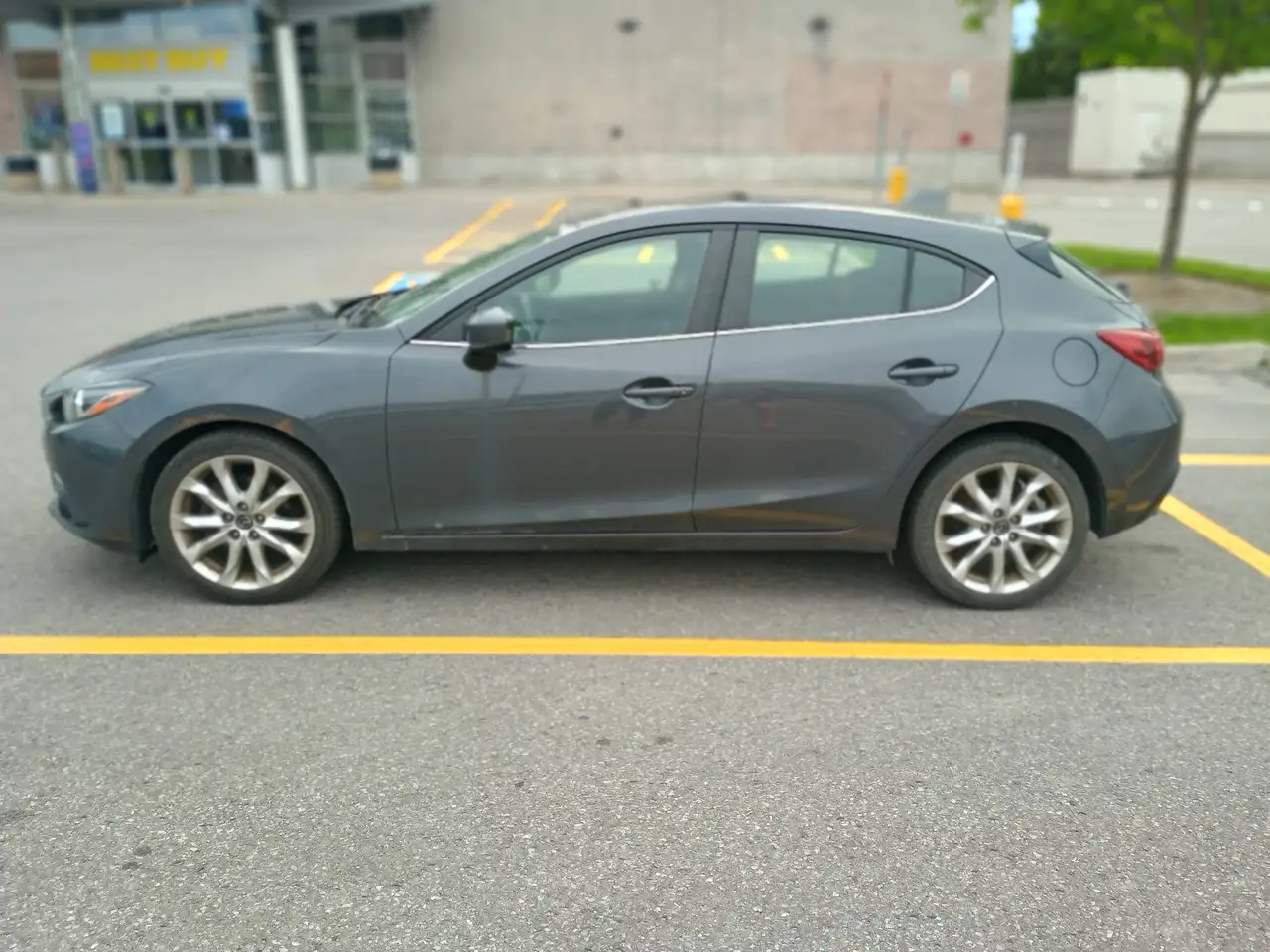 Mazda 3 снимка Mazda 3